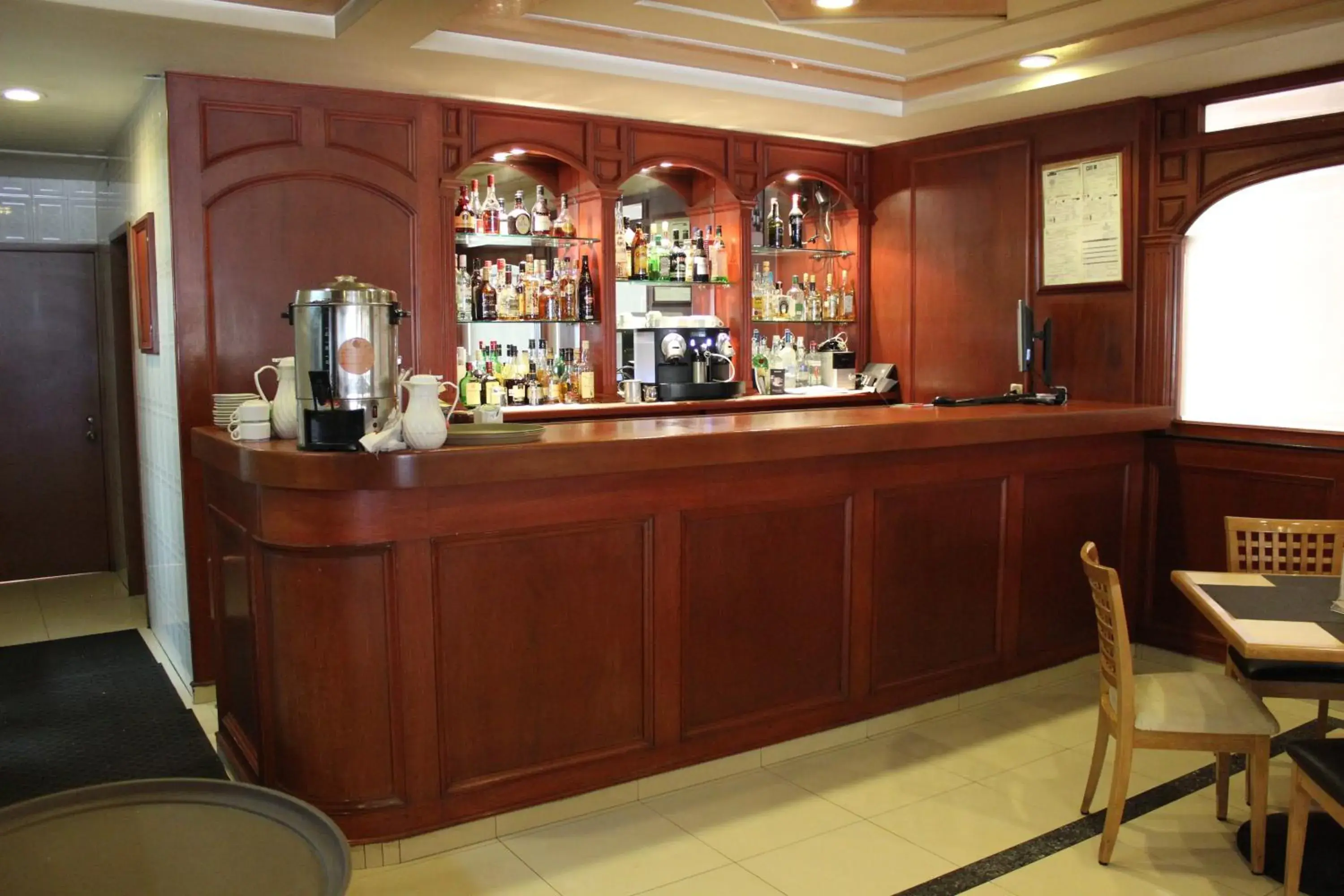 Restaurant/places to eat in Hotel Monaco Restaurant/places to eat in Hotel Monaco