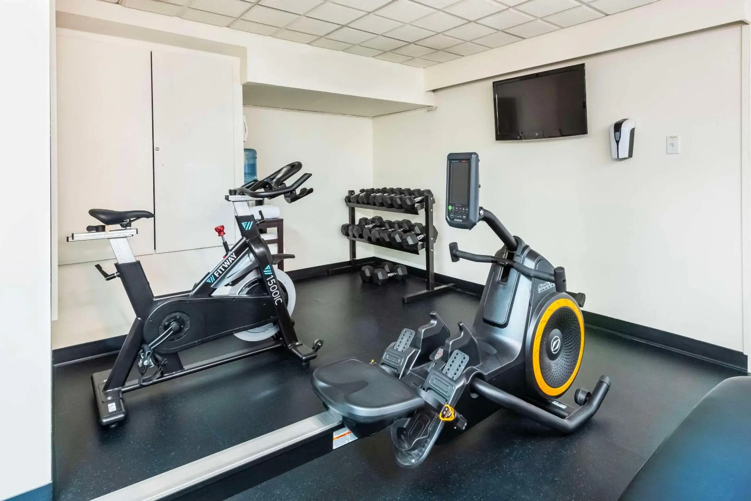 Fitness centre/facilities in Quality Inn Downtown Inner Harbour Fitness centre/facilities in Quality Inn Downtown Inner Harbour