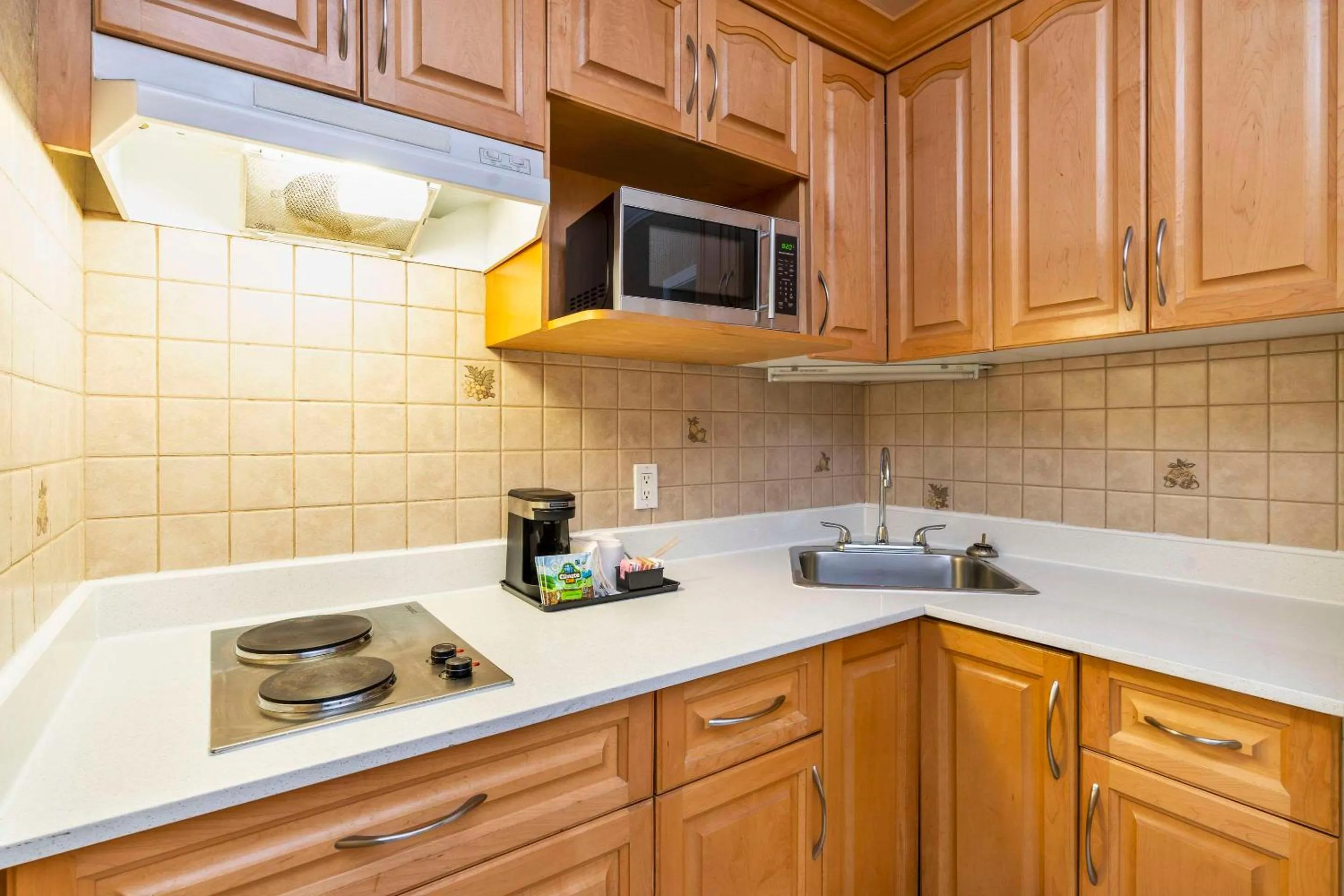 Bedroom in Quality Inn Downtown Inner Harbour