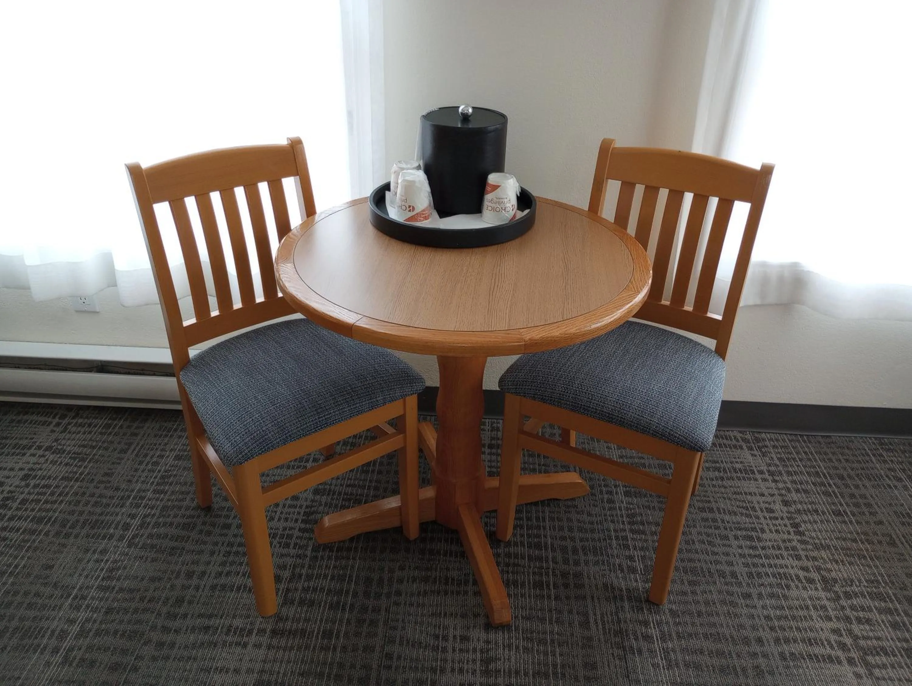 Seating area in Quality Inn Downtown Inner Harbour