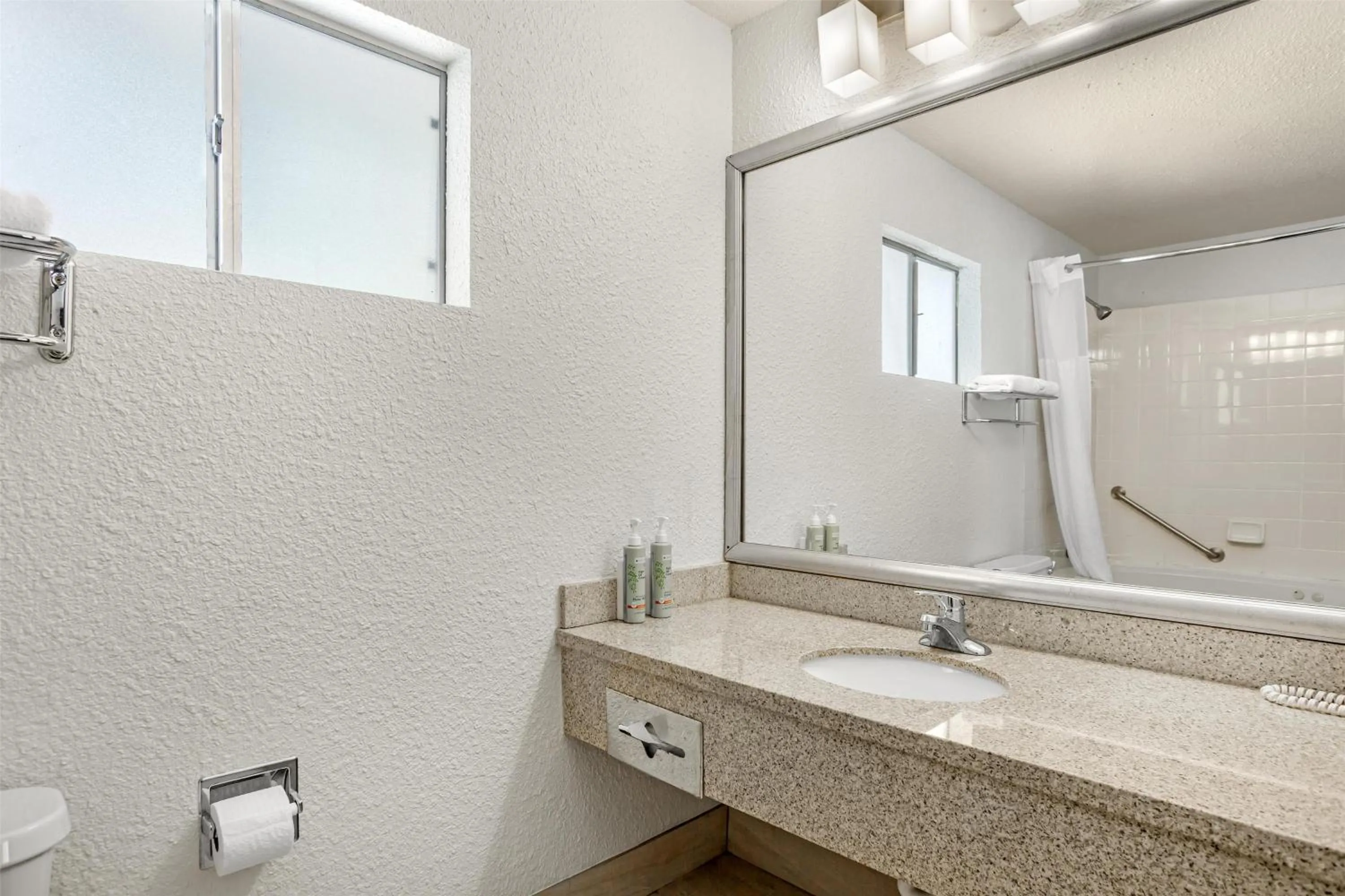 Bedroom in Best Western Gold Country Inn