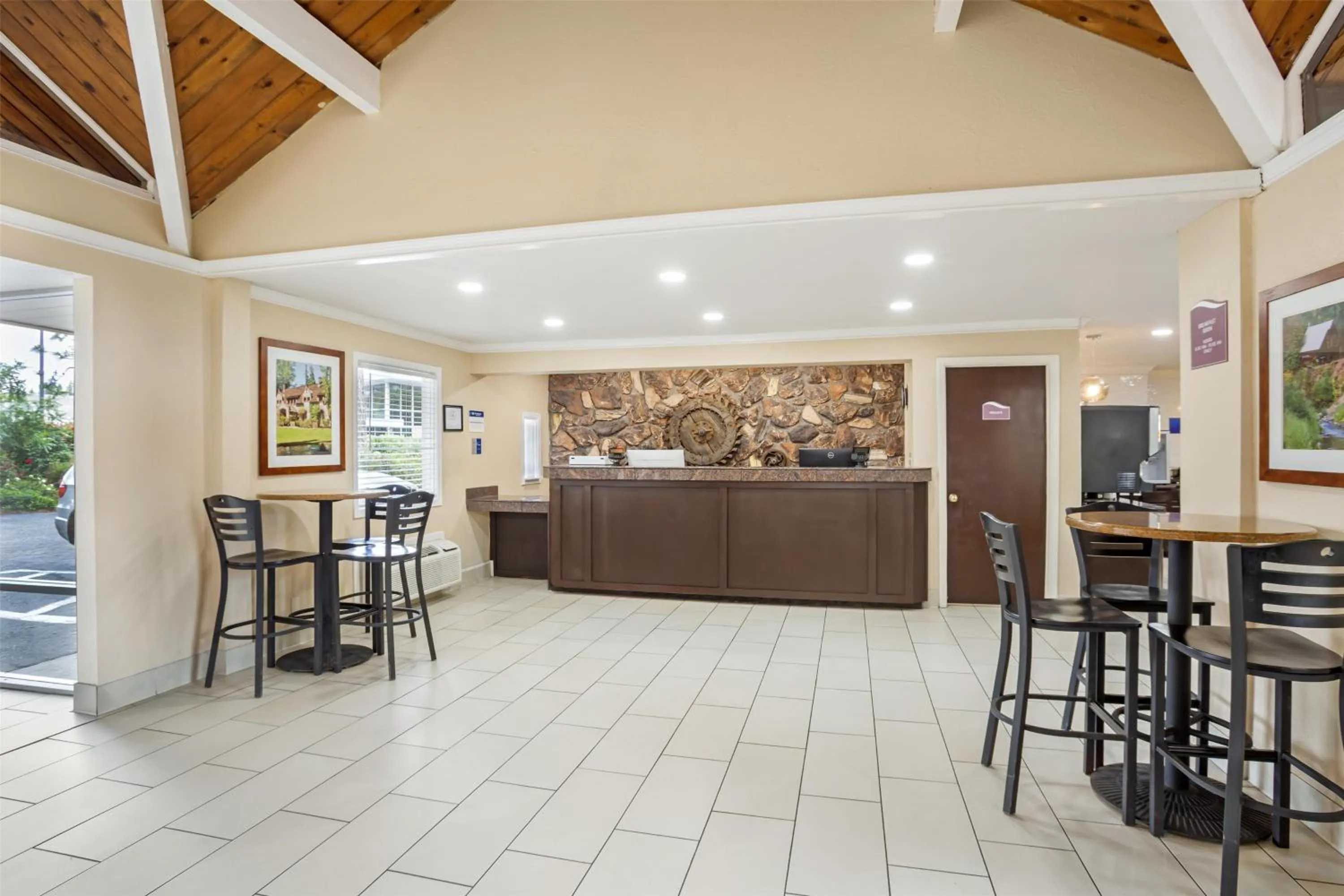 Lobby or reception in Best Western Gold Country Inn