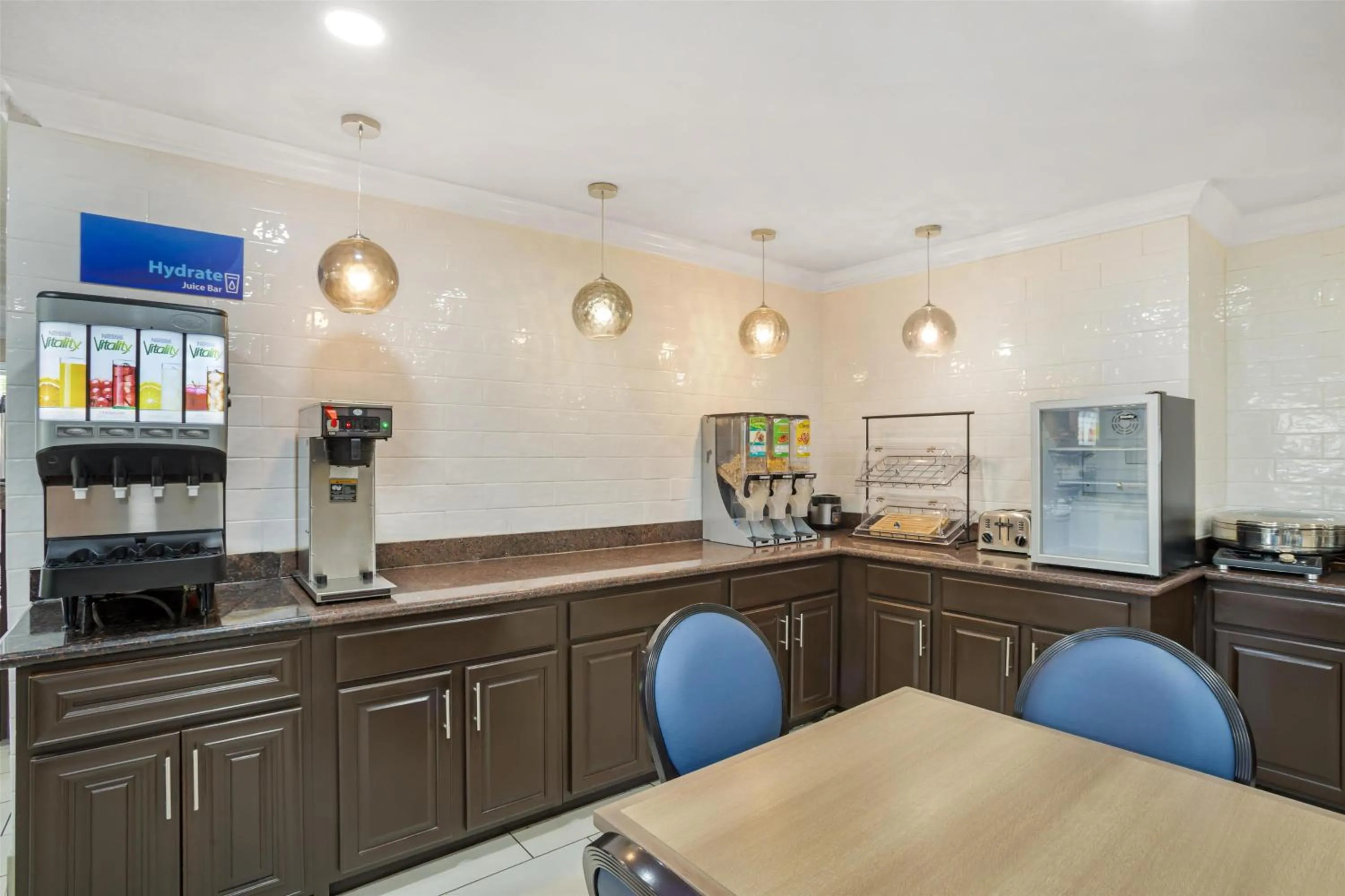 Breakfast in Best Western Gold Country Inn