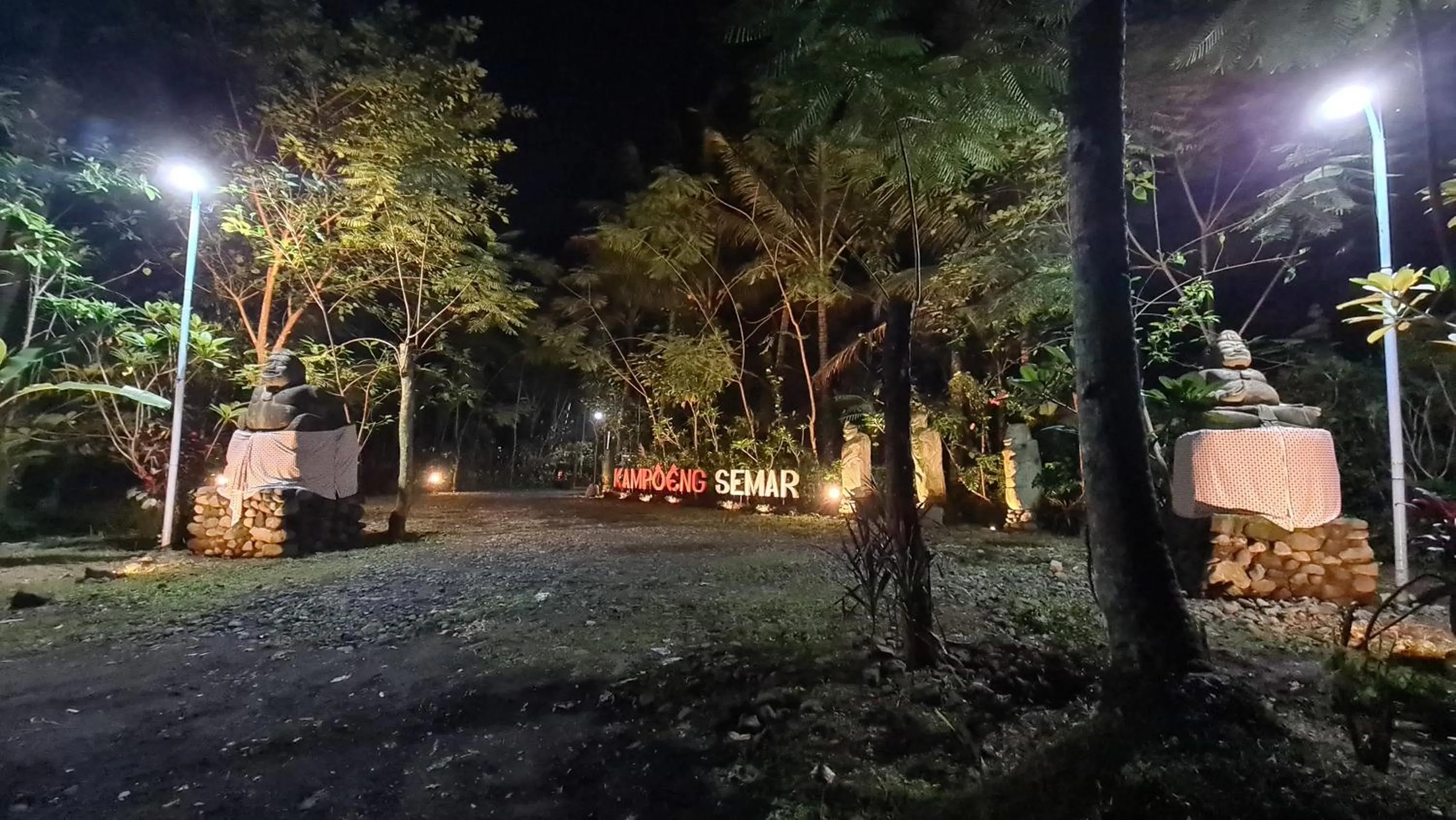 Kampoeng Semar Borobudur