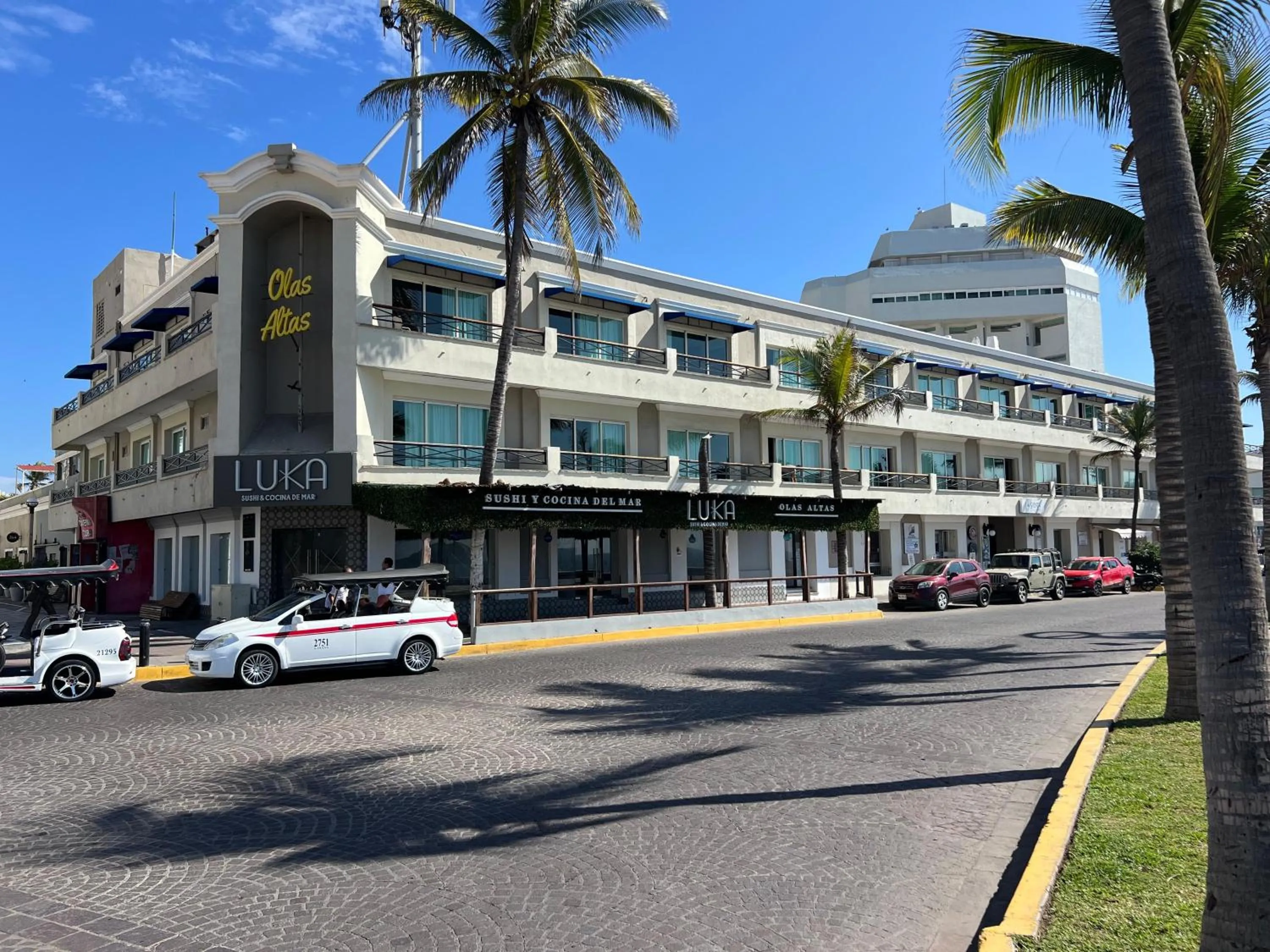 Property building in Hotel La Siesta Malecón