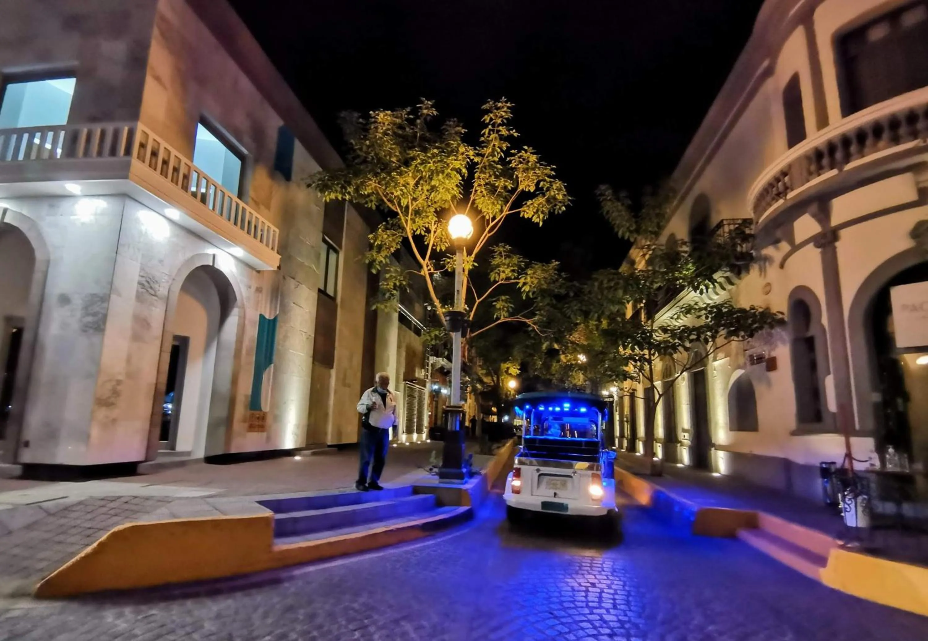 Street view in Hotel La Siesta Malecón
