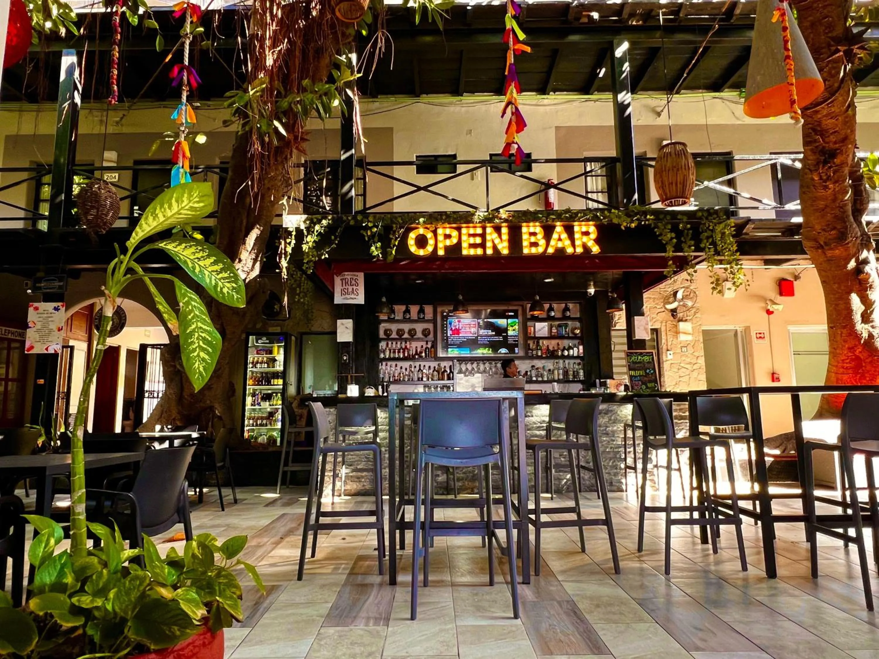 Lounge or bar in Hotel La Siesta Malecón