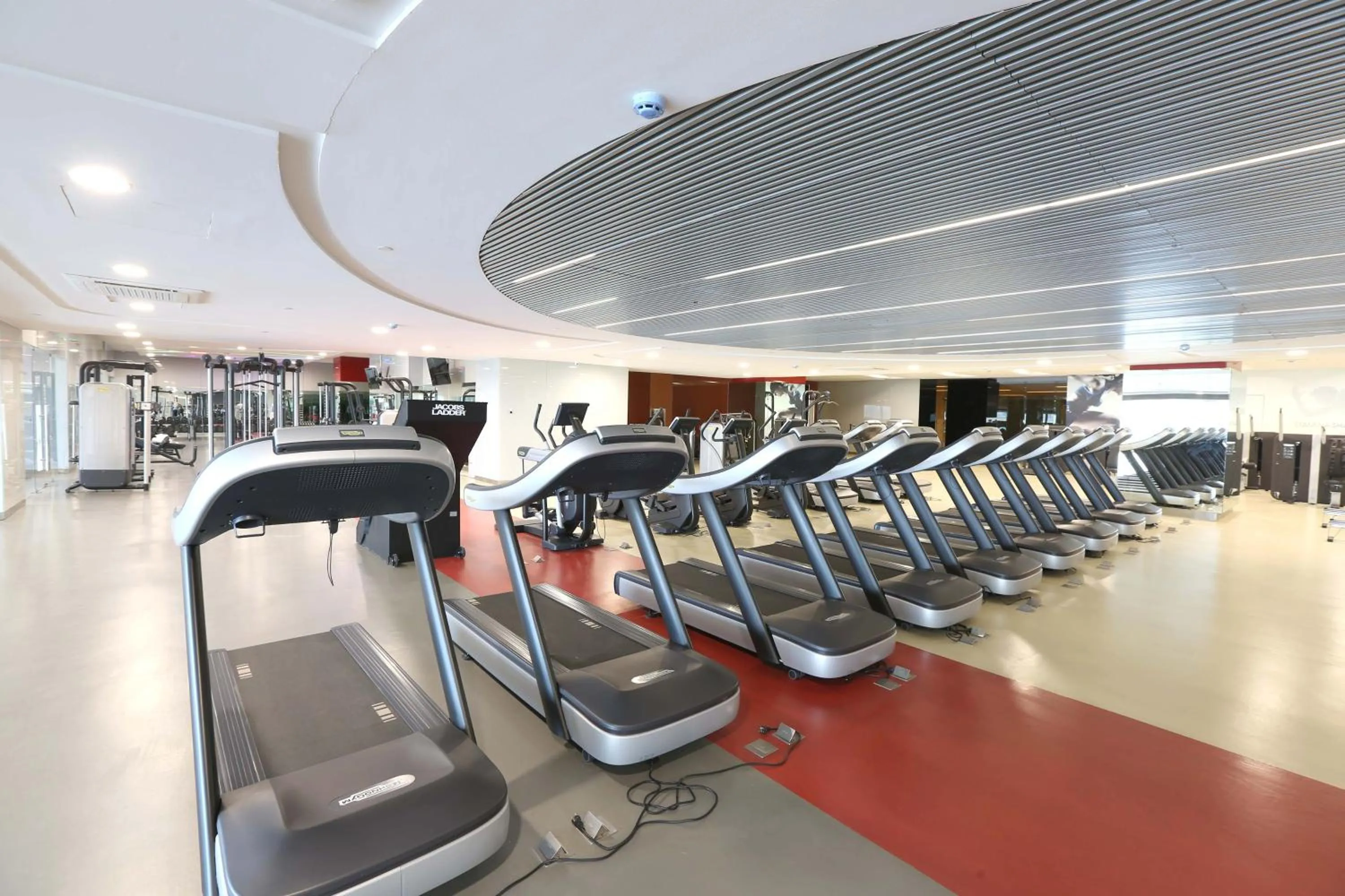 Fitness centre/facilities in VS Hotel