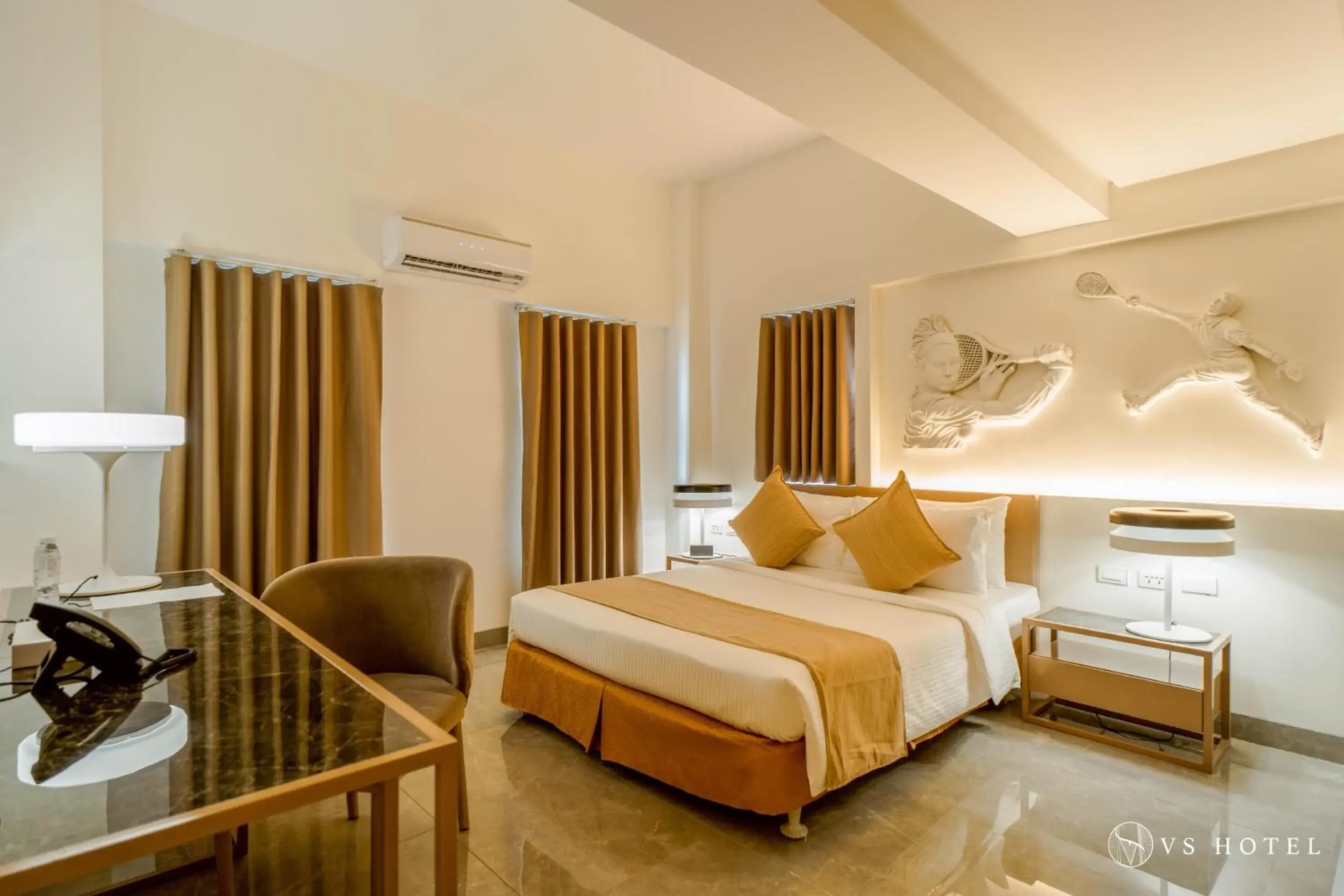 Standard Queen in VS Hotel Standard Queen in VS Hotel