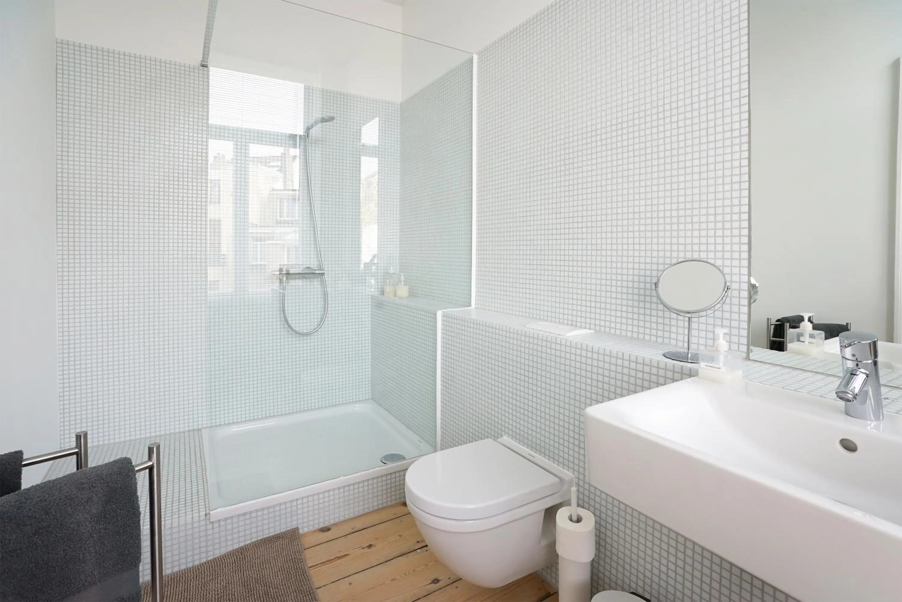 Bathroom in B&B Home & the City