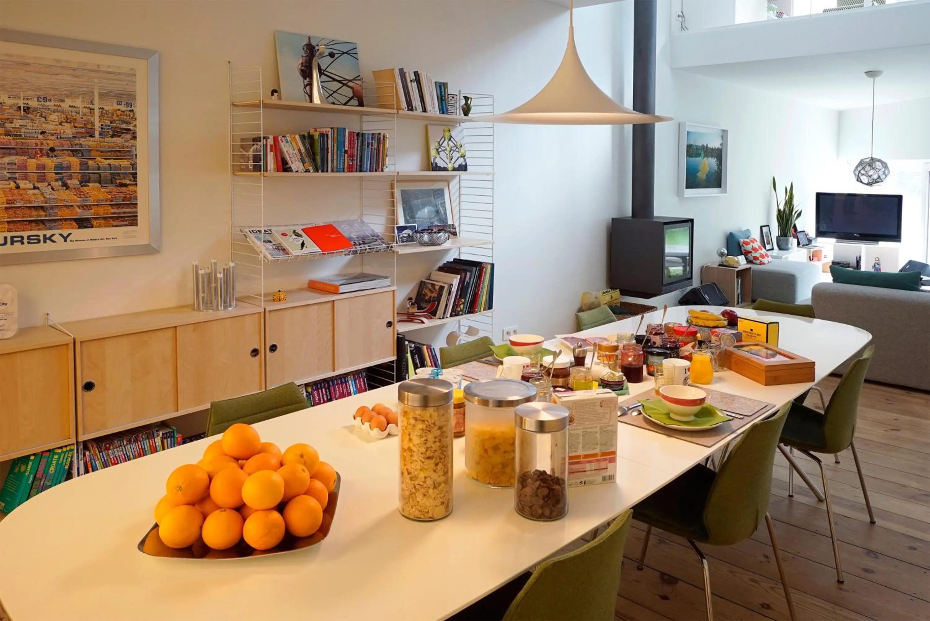Continental breakfast in B&B Home & the City