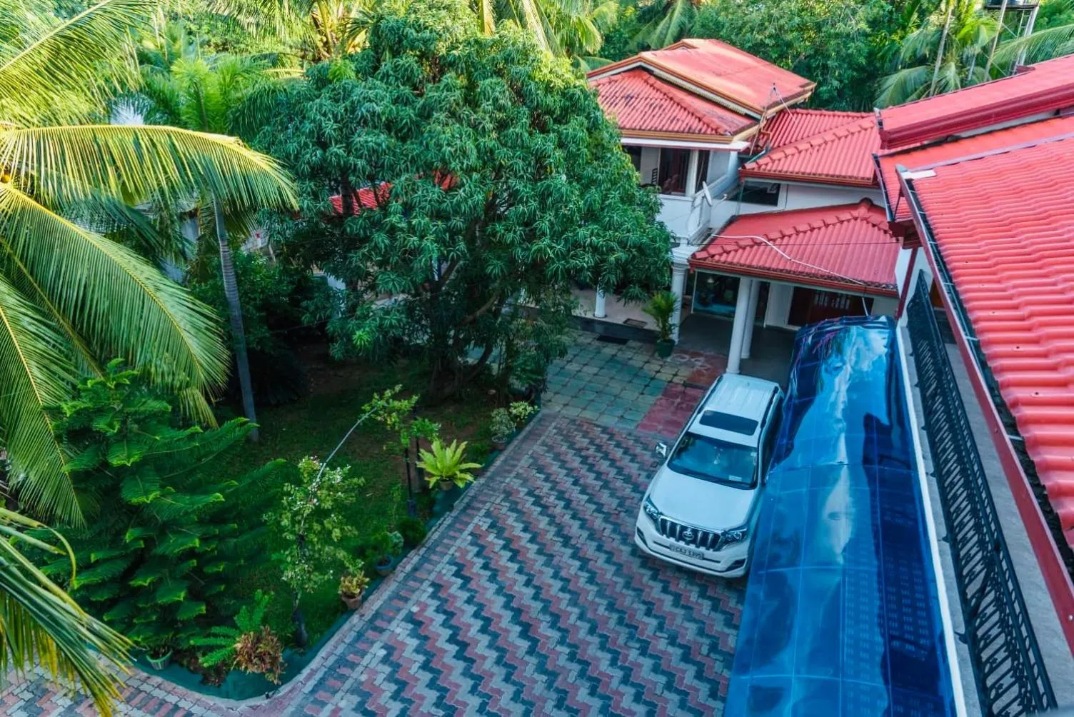 Property building in L S Lanka Hotel Dambulla