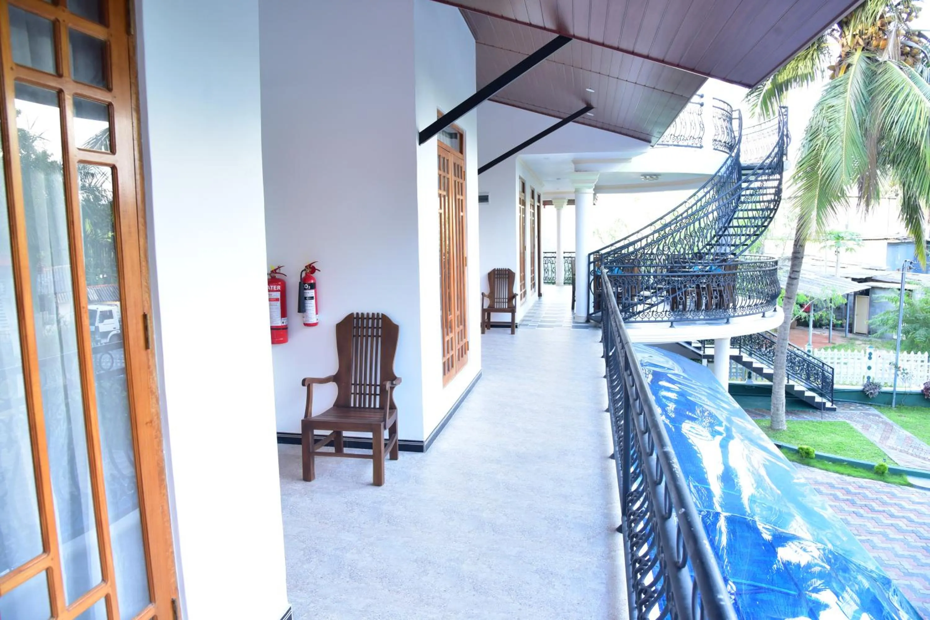 Balcony/Terrace in L S Lanka Hotel Dambulla