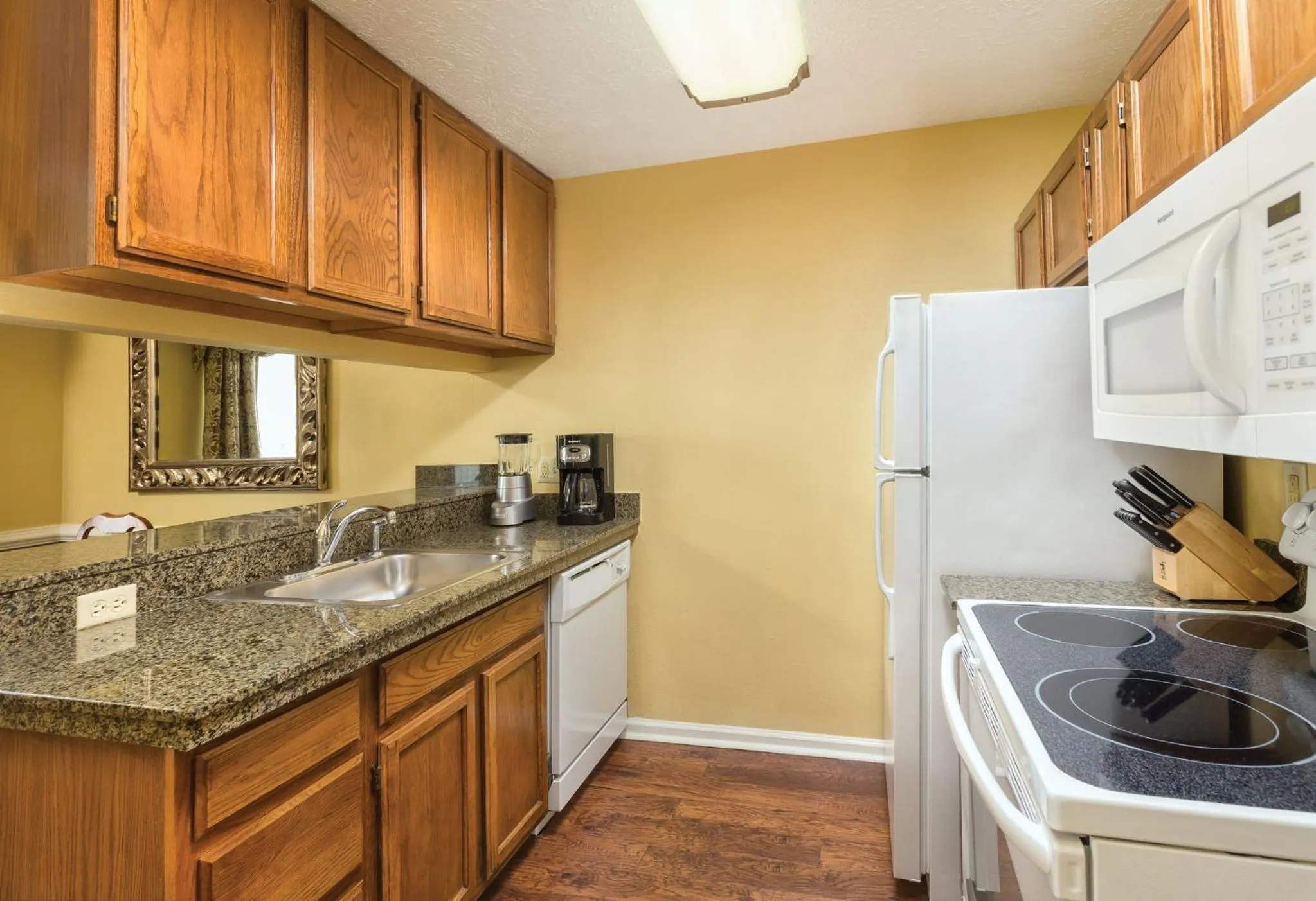 Kitchen or kitchenette in Club Wyndham Patriots Place