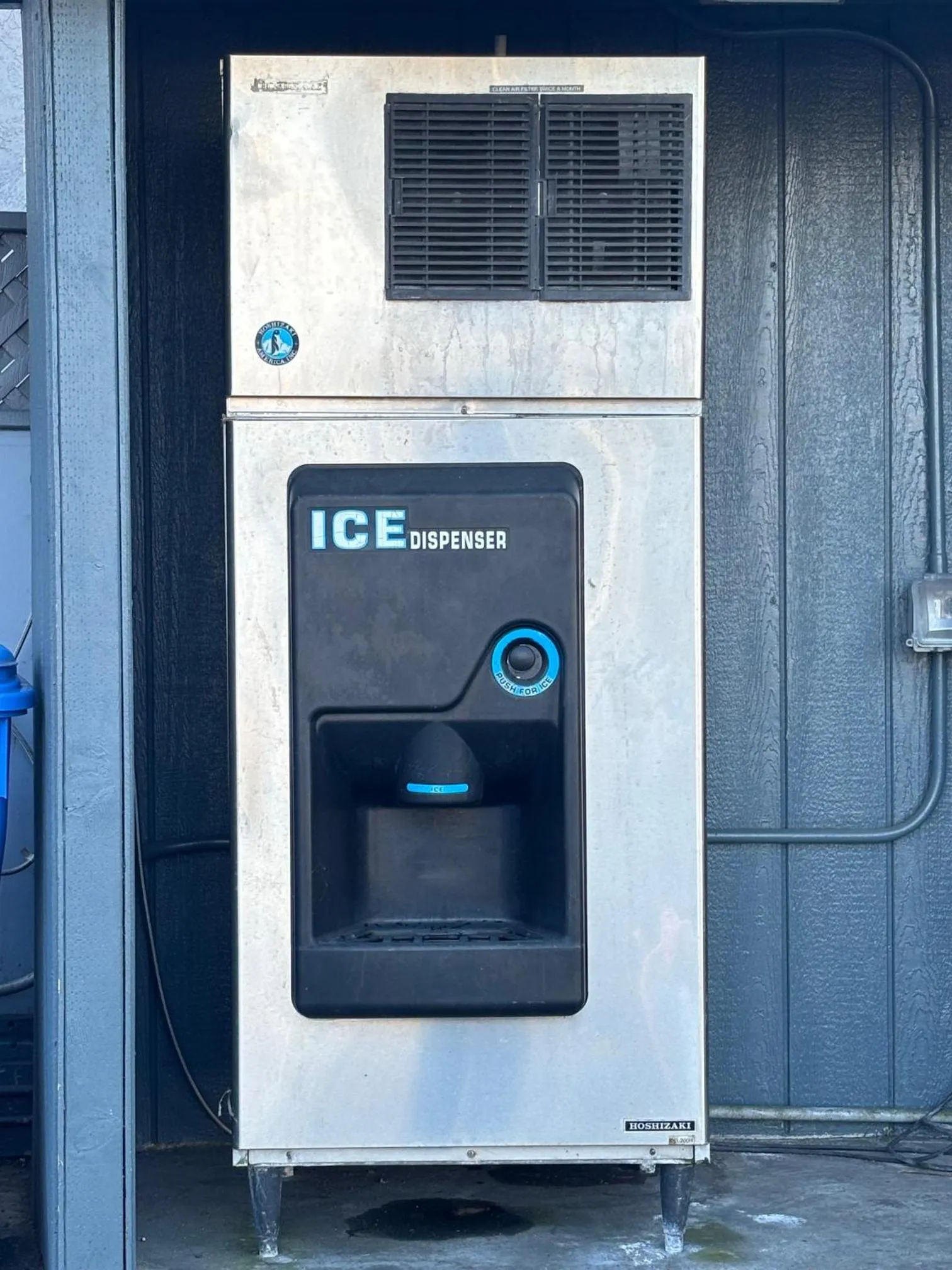 The Monterey Fireplace Inn