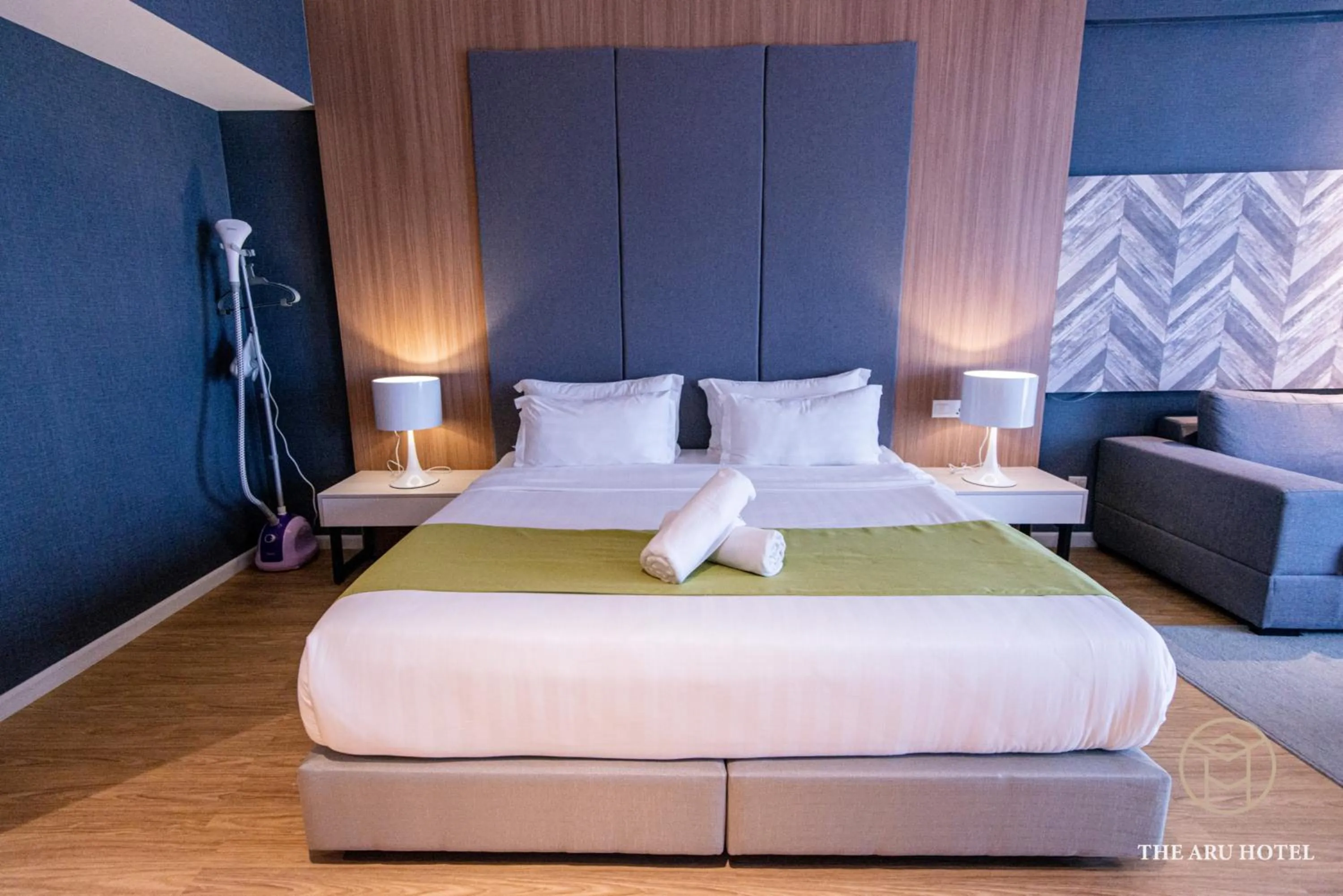 Bed in The Aru by Ayuhouz