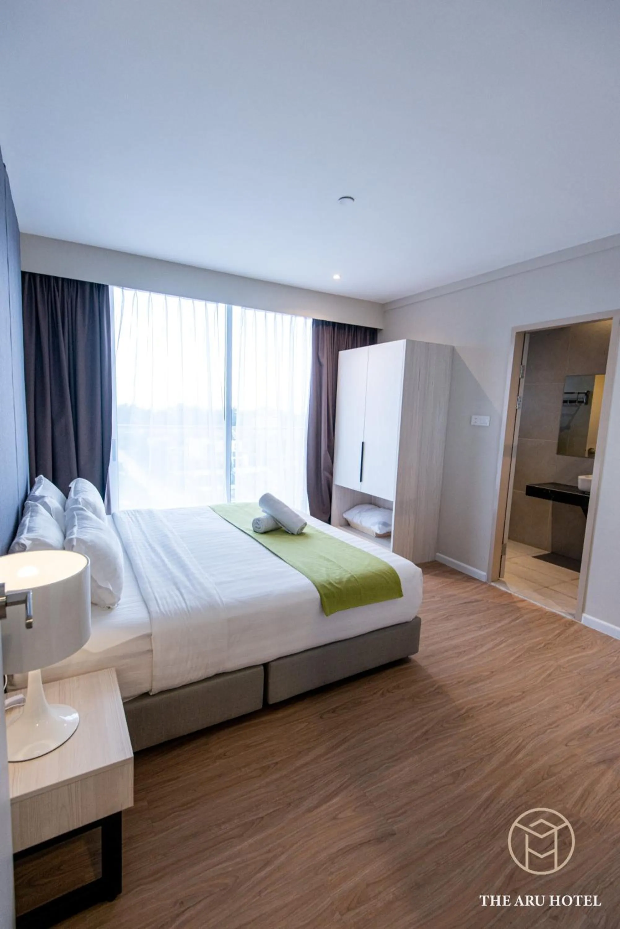 Bed in The Aru by Ayuhouz