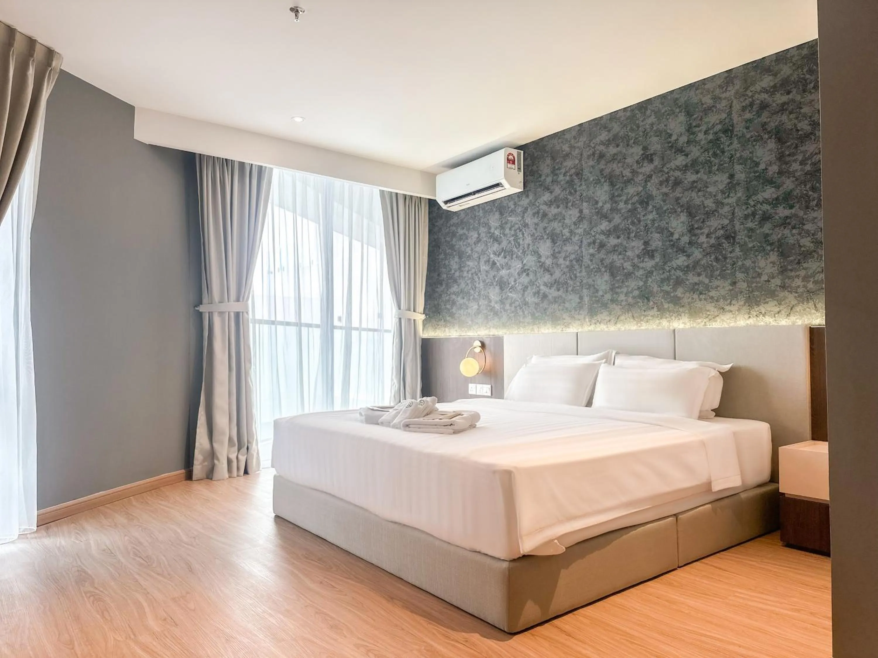 Bed in The Aru by Ayuhouz