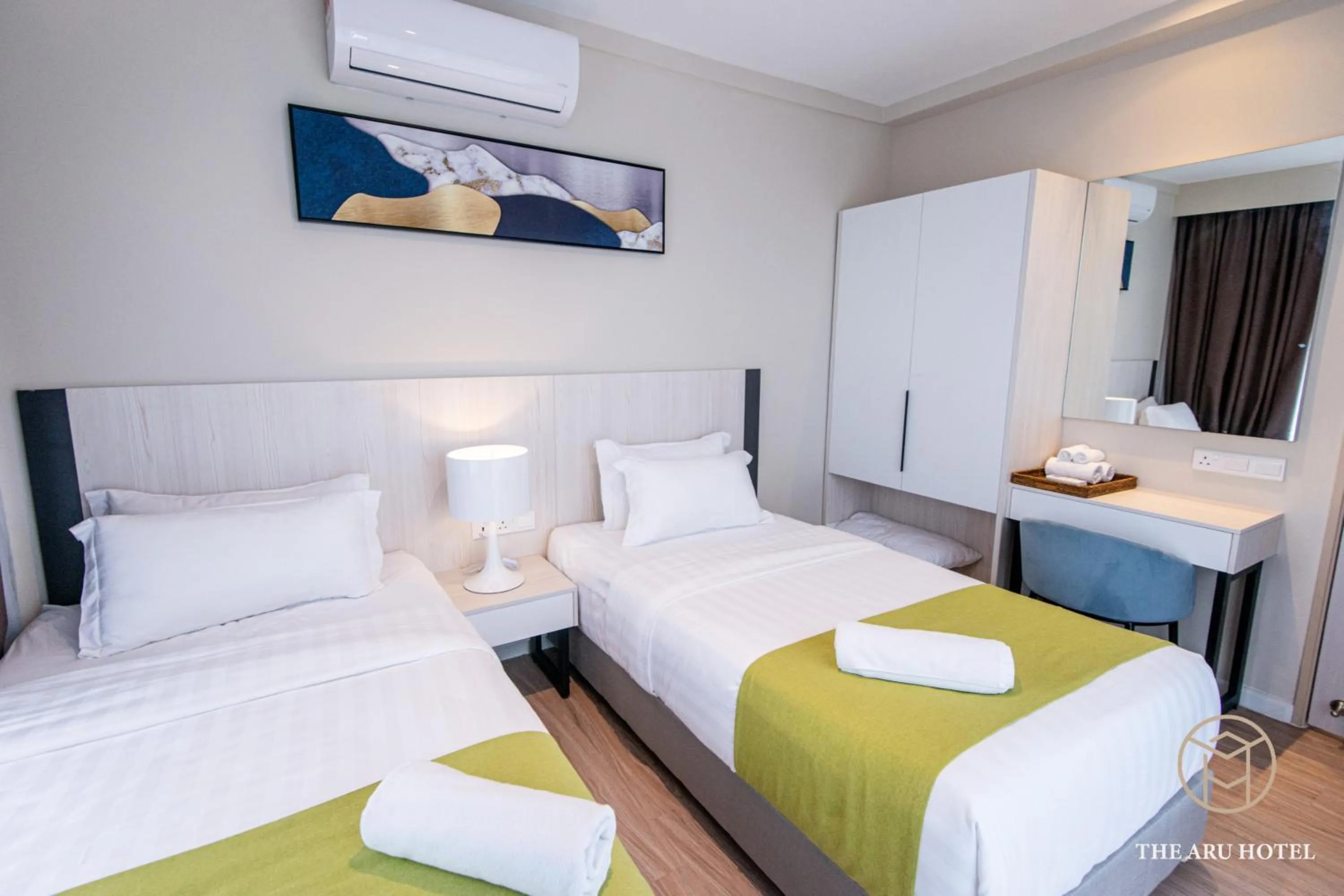 Bed in The Aru by Ayuhouz