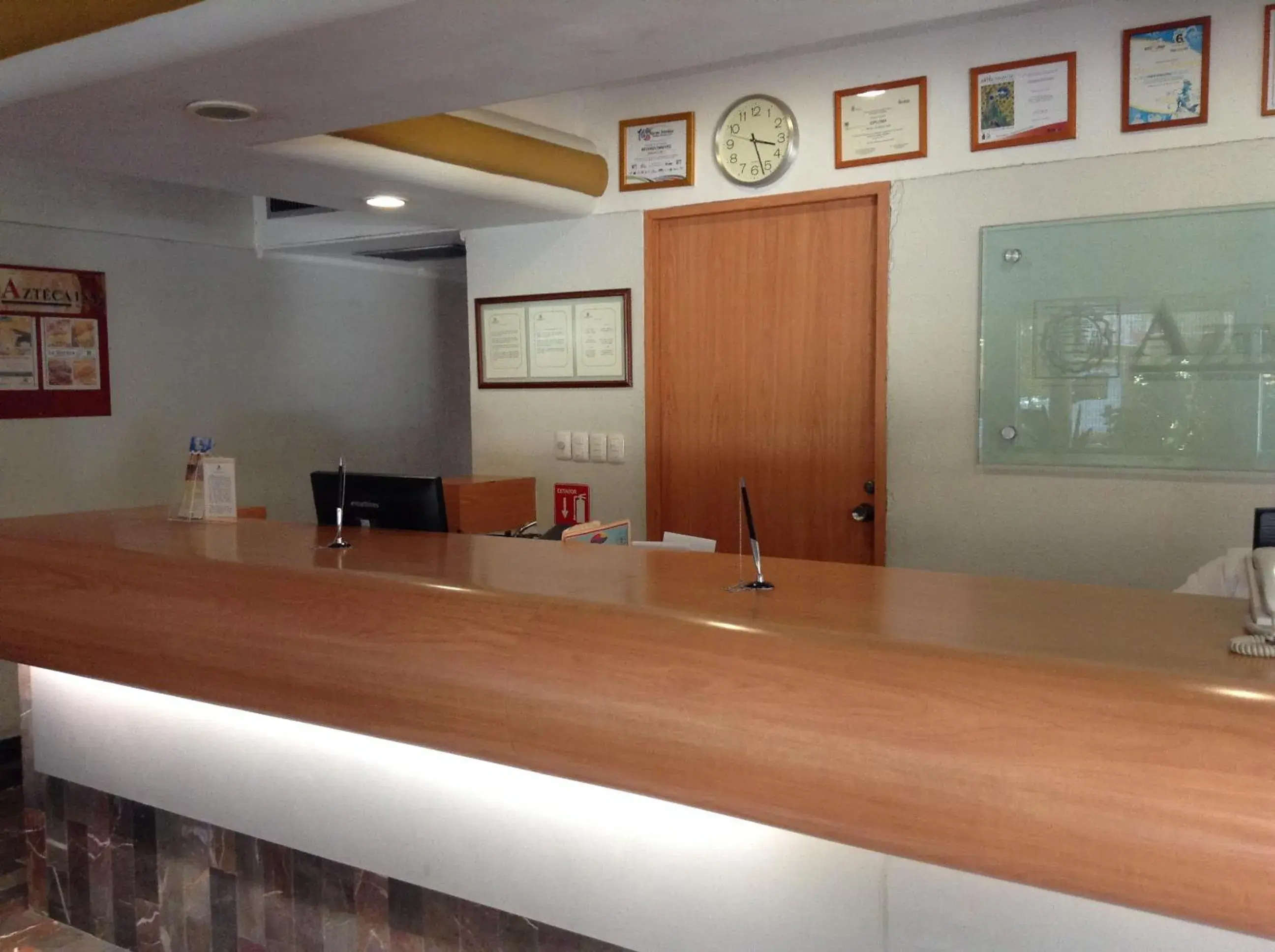 Lobby or reception in Hotel Azteca Inn Lobby or reception in Hotel Azteca Inn