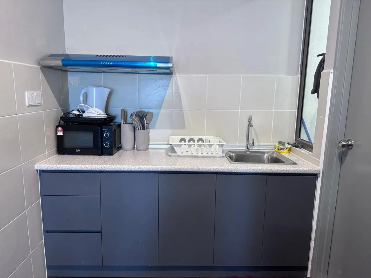 Kitchen or kitchenette in PLAY at Palas Horizon @ Kea Farm