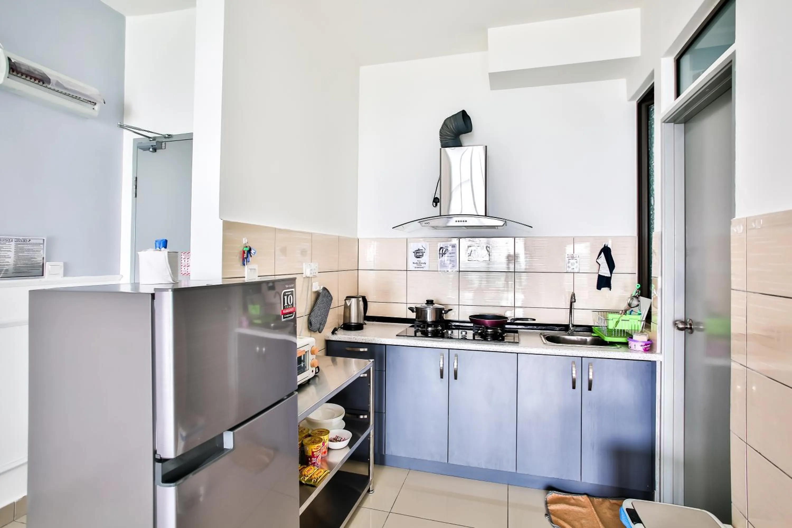 Kitchen or kitchenette in PLAY at Palas Horizon @ Kea Farm