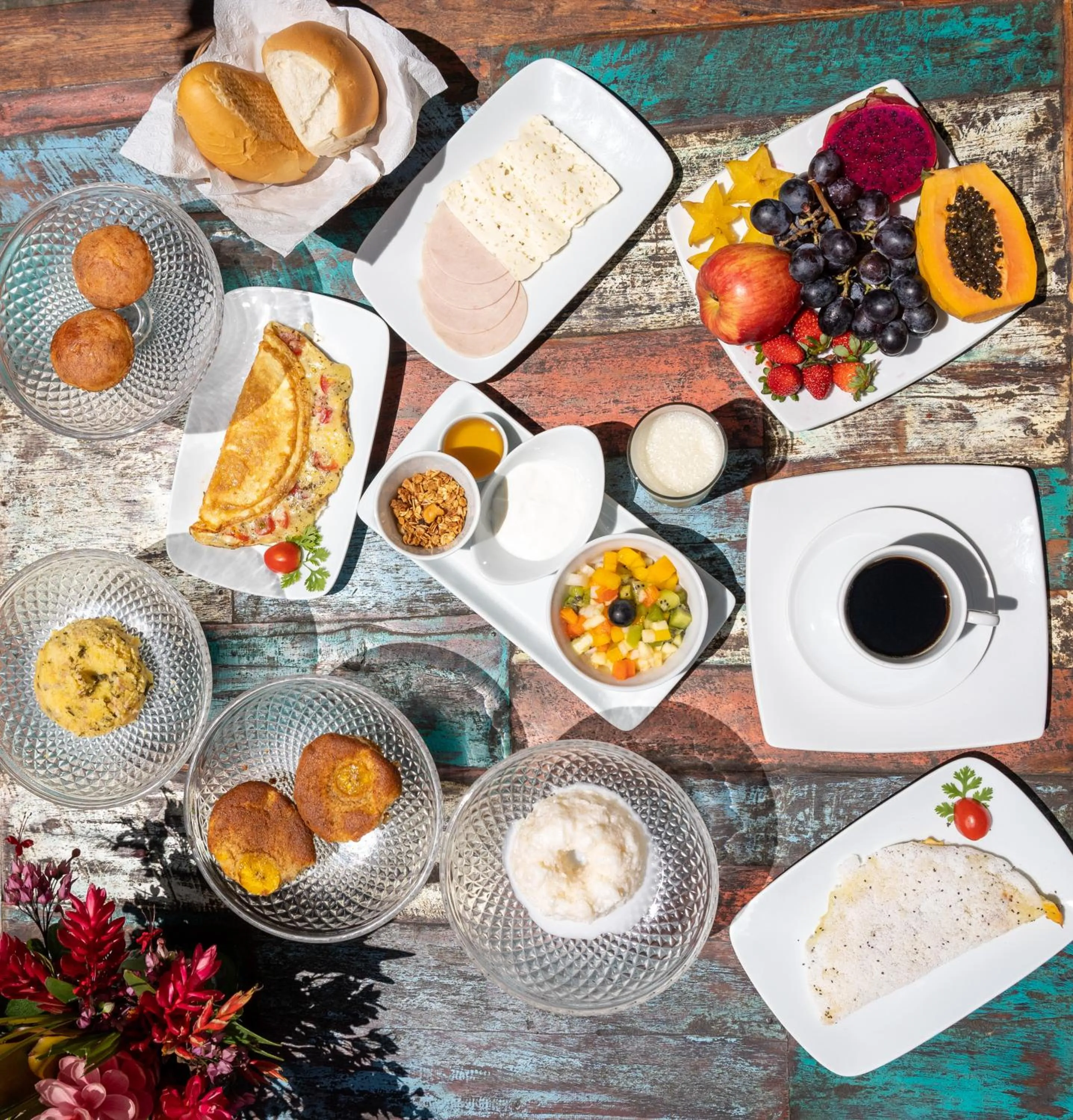 Food and drinks in Hotel Villa Balidendê