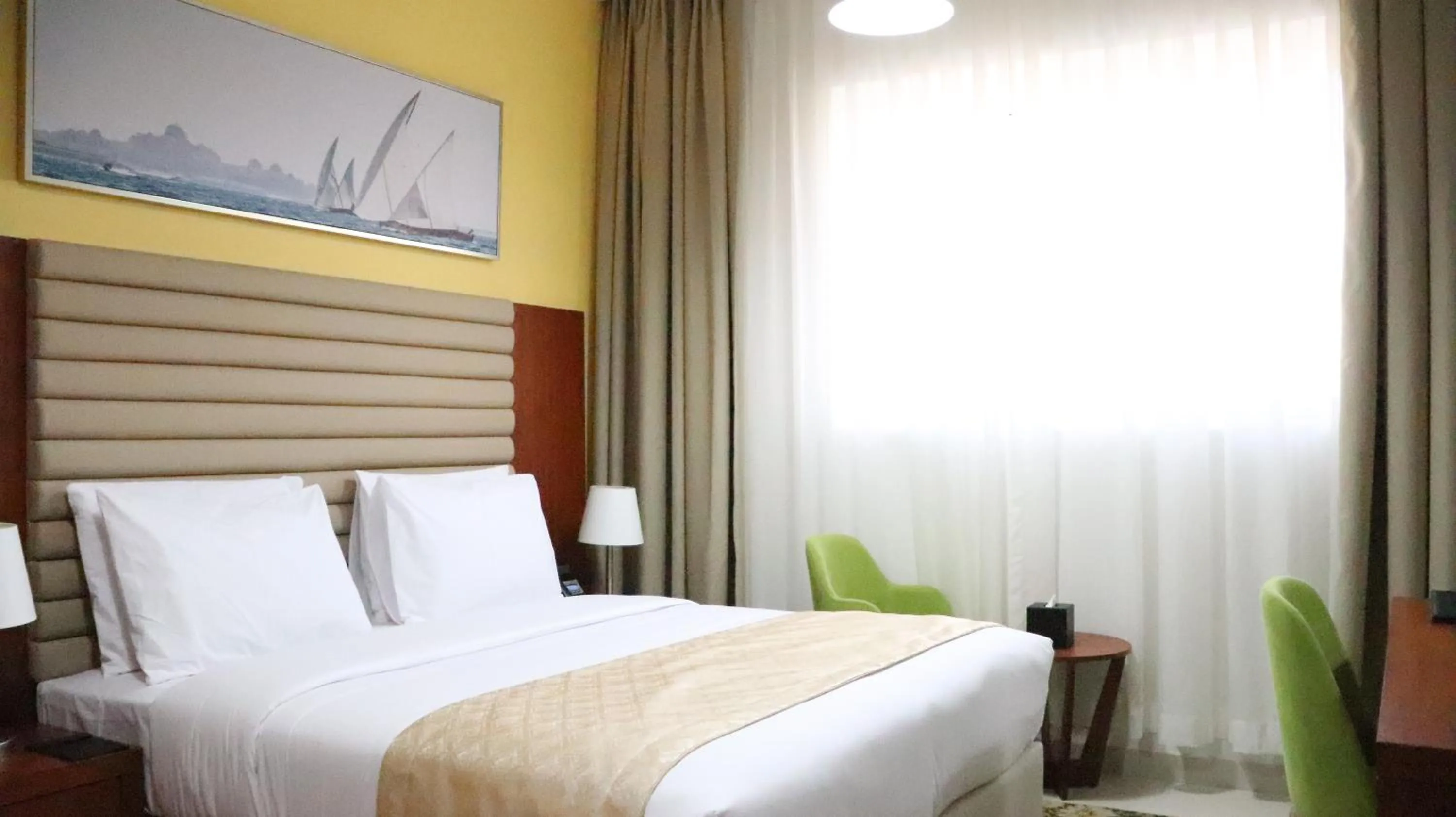 Bed in Al Riyadh Hotel Apartments