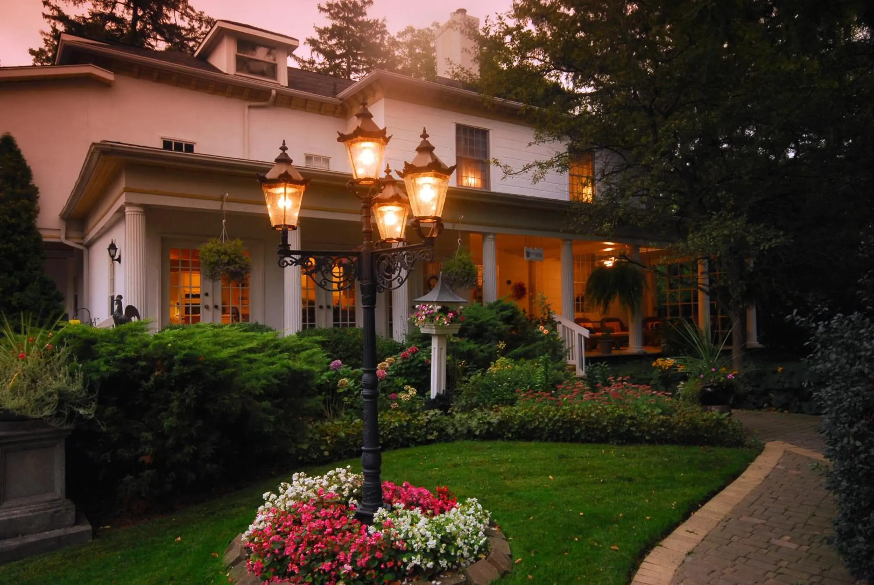 Brockamour Manor Bed and Breakfast Brockamour Manor Bed and Breakfast