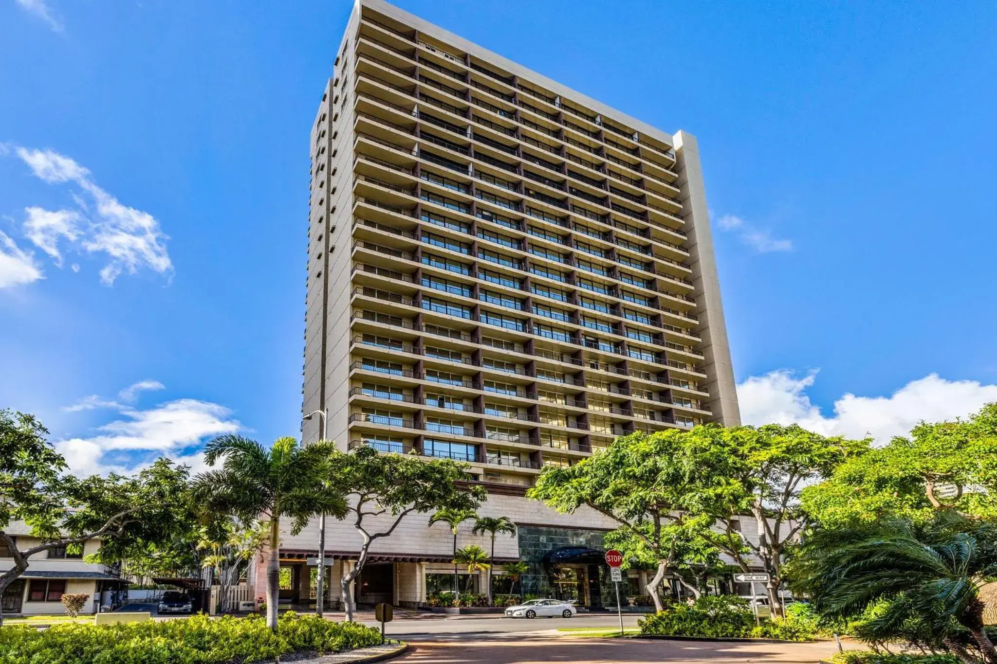 Property building in Wyndham Vacation Resorts Royal Garden at Waikiki Property building in Wyndham Vacation Resorts Royal Garden at Waikiki