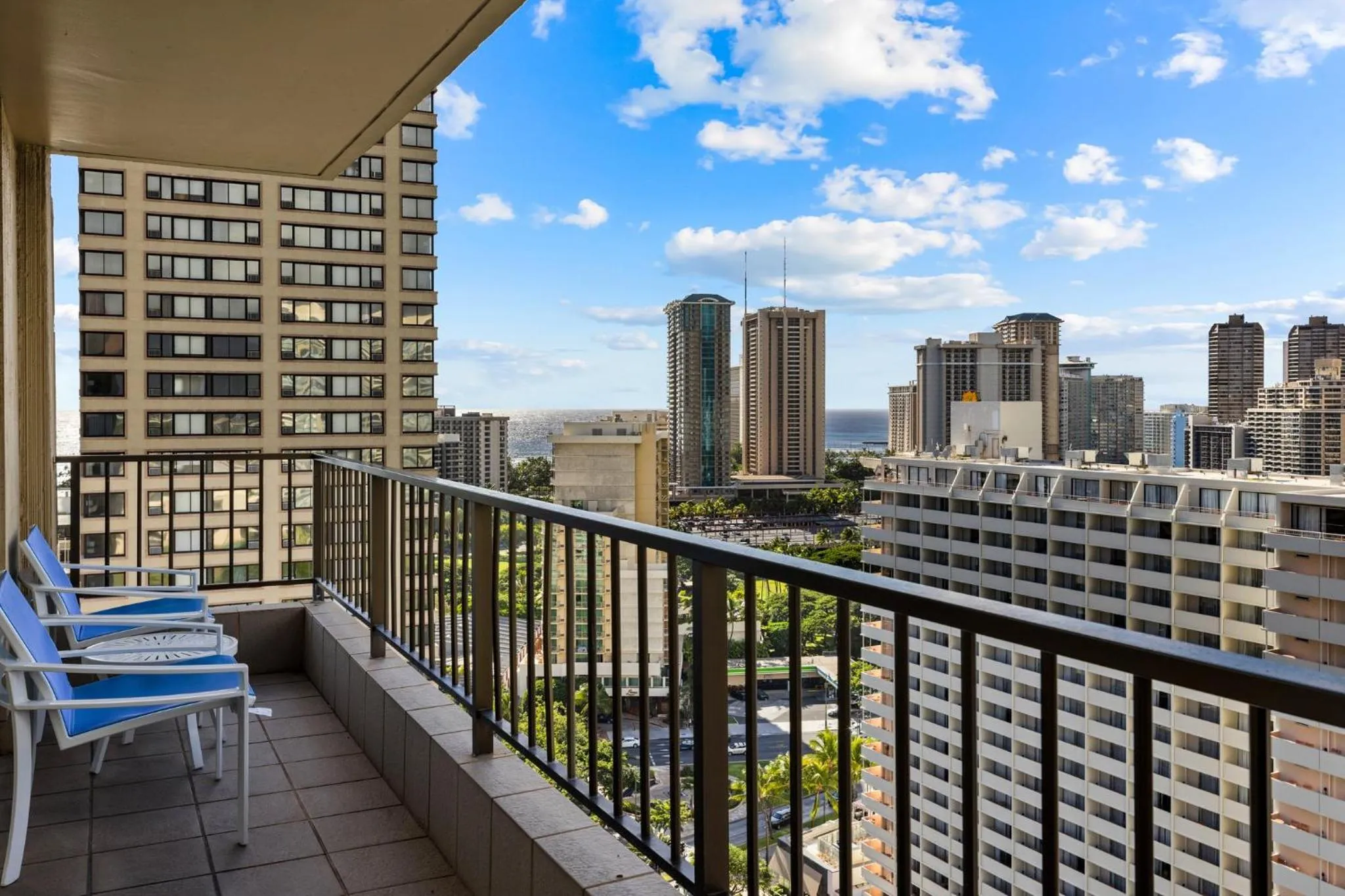 Balcony/Terrace in Wyndham Vacation Resorts Royal Garden at Waikiki