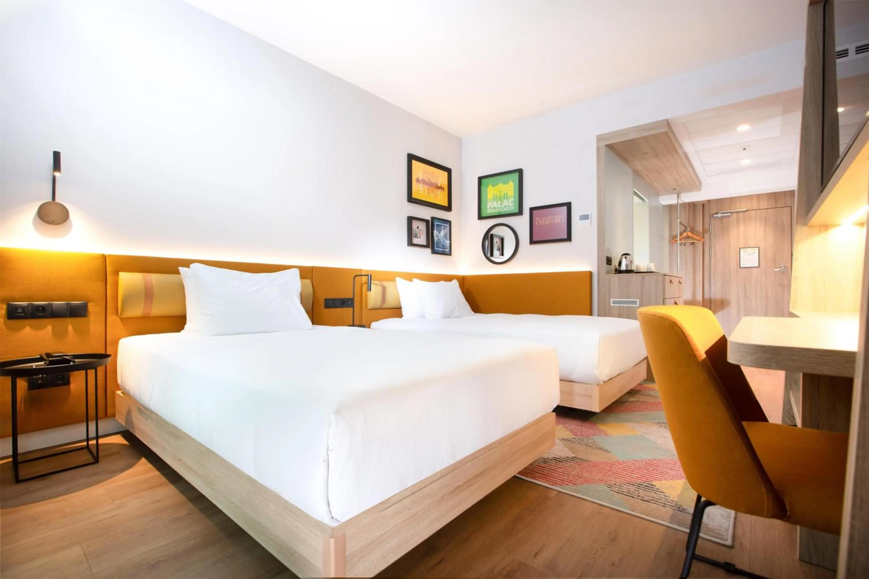 Bedroom, Bed in Hampton By Hilton Bialystok