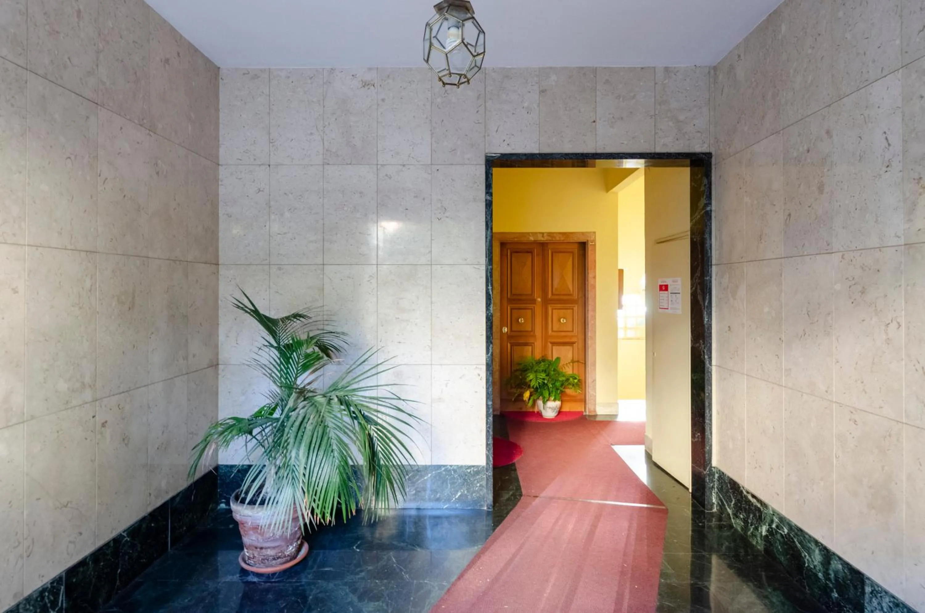 Property building in JOIVY Apt for 7 Perfect for Families close to Beaches