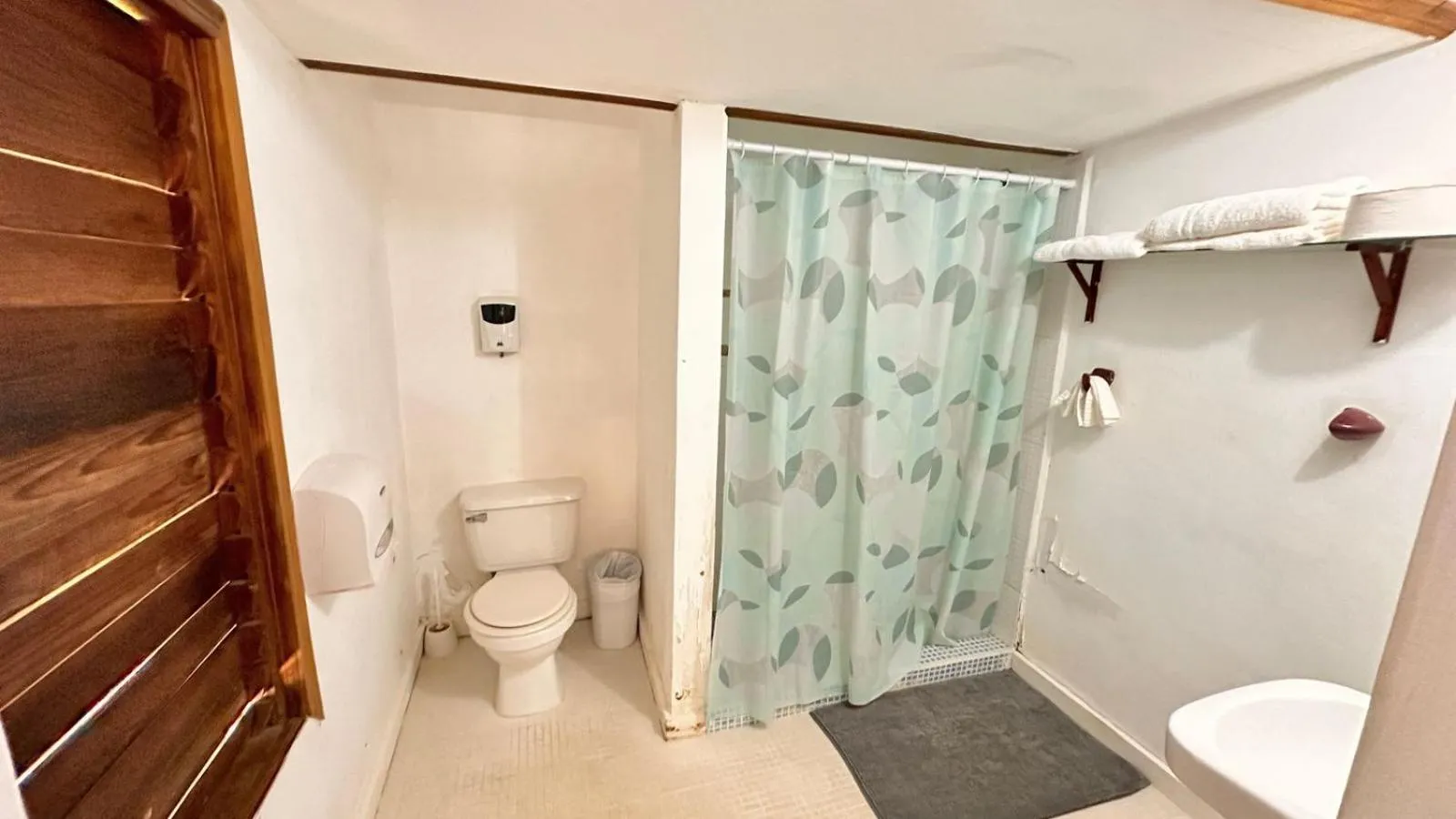 Las Palmas Beach Hotel