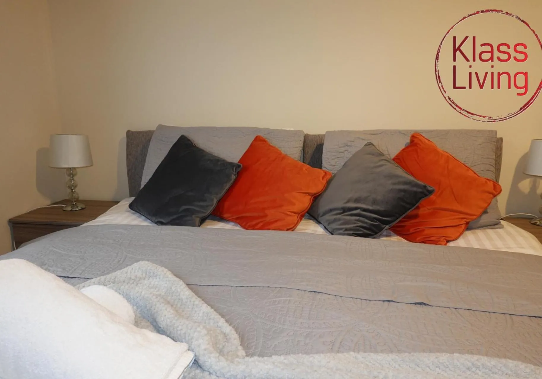 Welsh Drive Apartment by Klass Living Blantyre