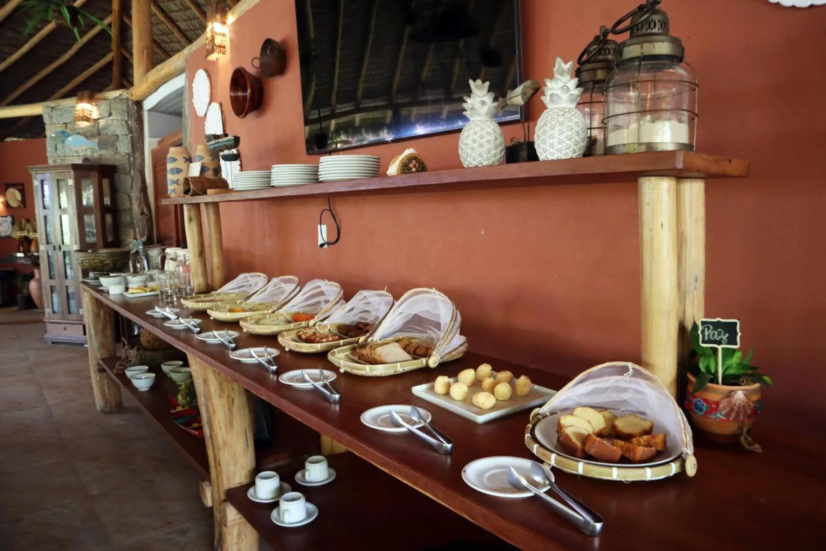 Breakfast in Pousada Vila Camurim