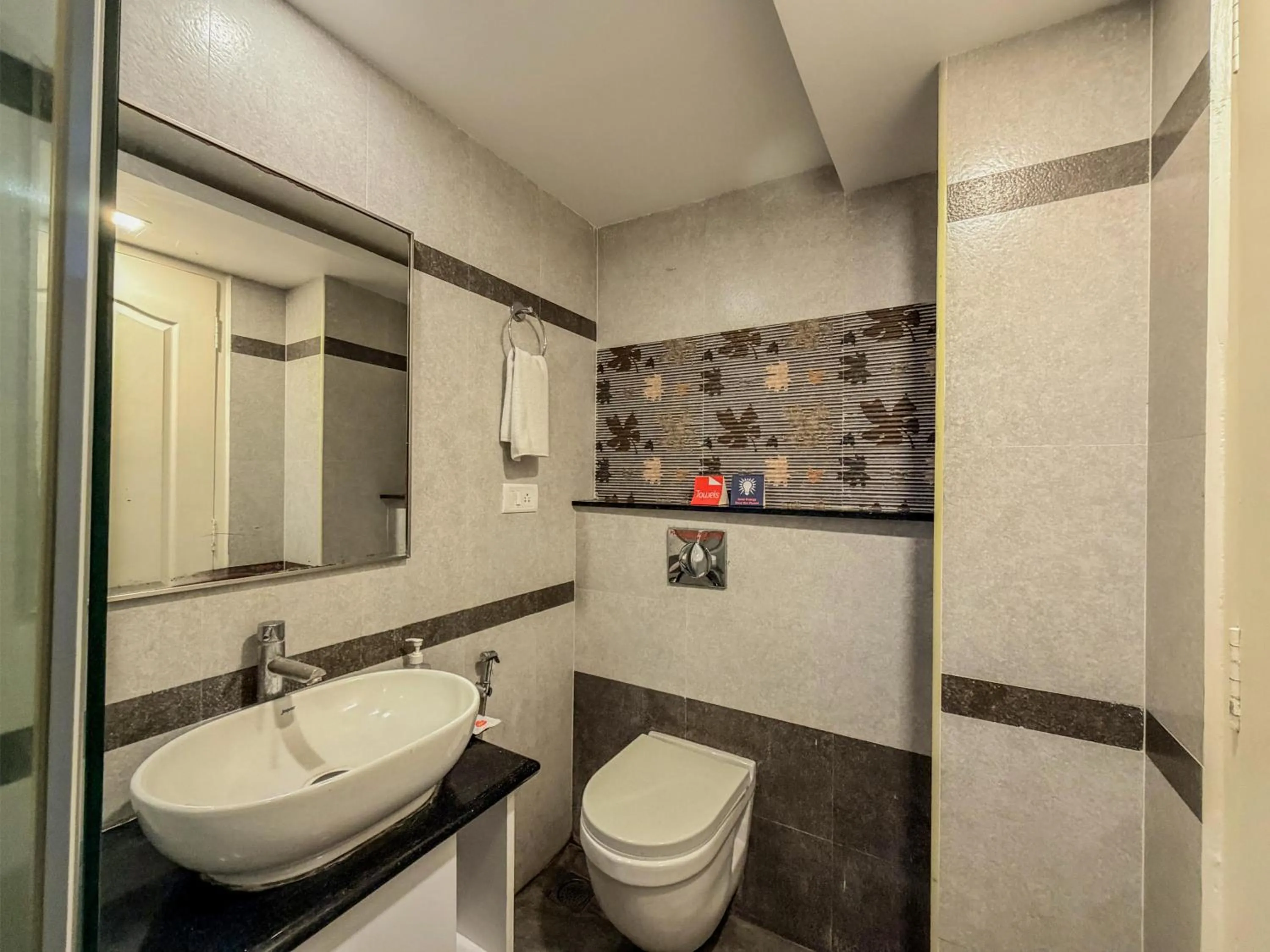 Shower in Zip By Spree Hotels Surabi International Vellore