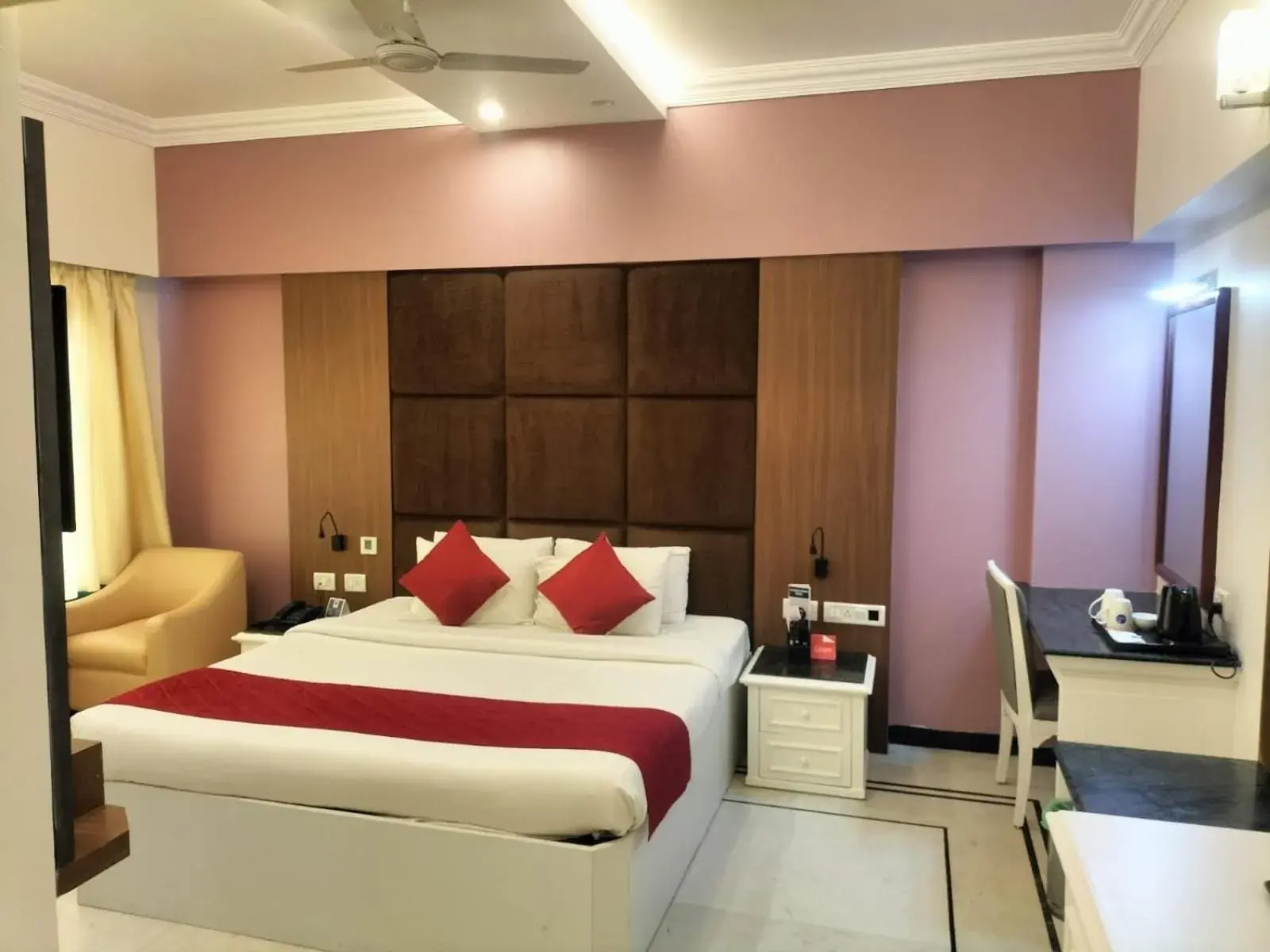 Bed in Zip By Spree Hotels Surabi International Vellore Bed in Zip By Spree Hotels Surabi International Vellore