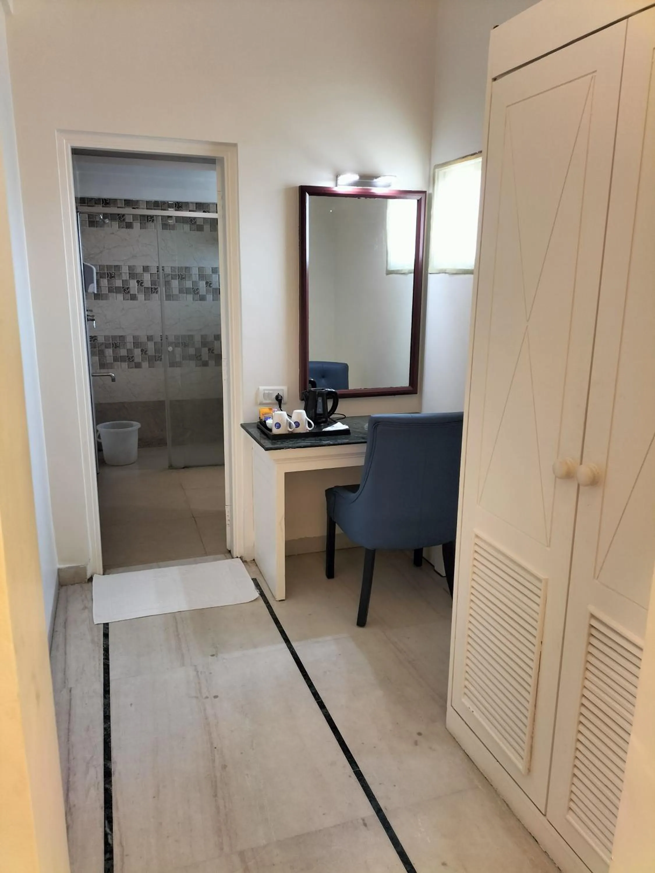 Seating area in Zip By Spree Hotels Surabi International Vellore