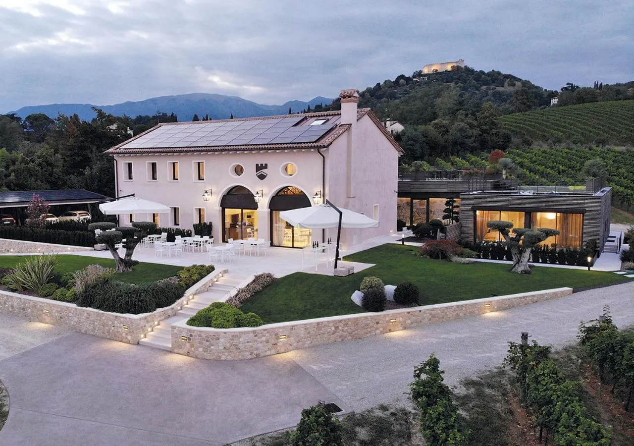 Property building in Progress Country & Wine House