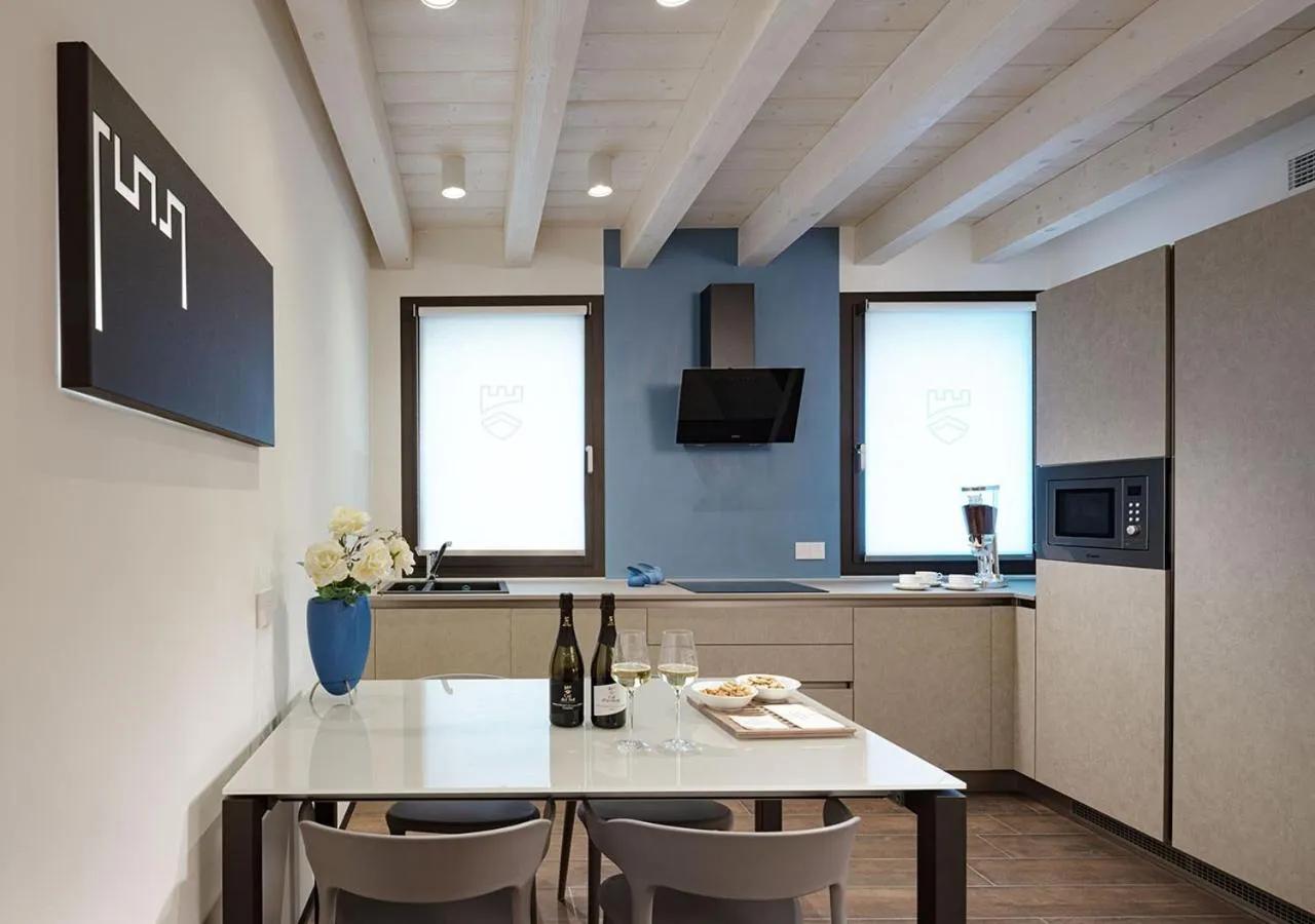 Kitchen or kitchenette in Progress Country & Wine House