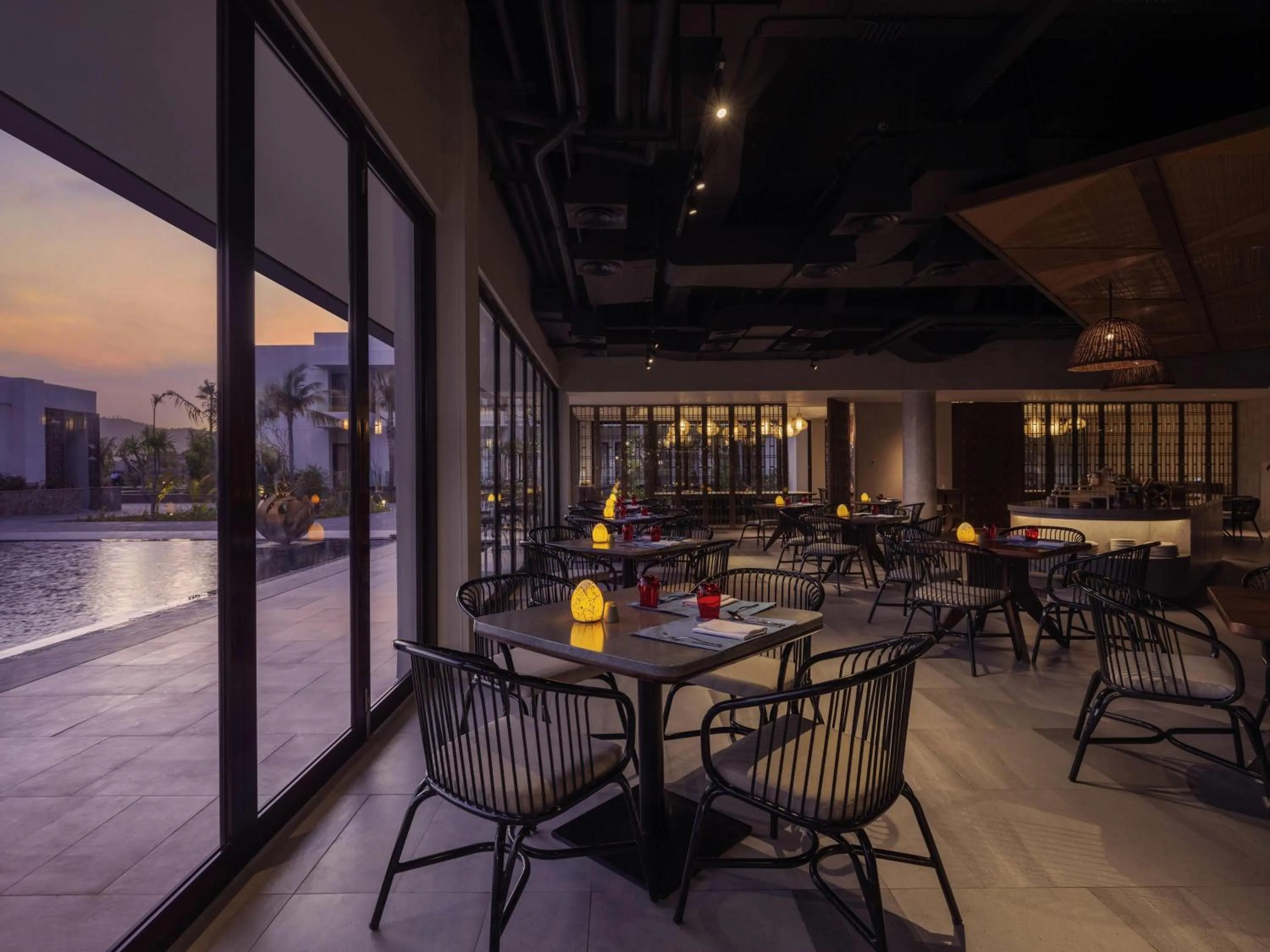 Restaurant/places to eat in Pullman Lombok Merujani Mandalika Beach Resort