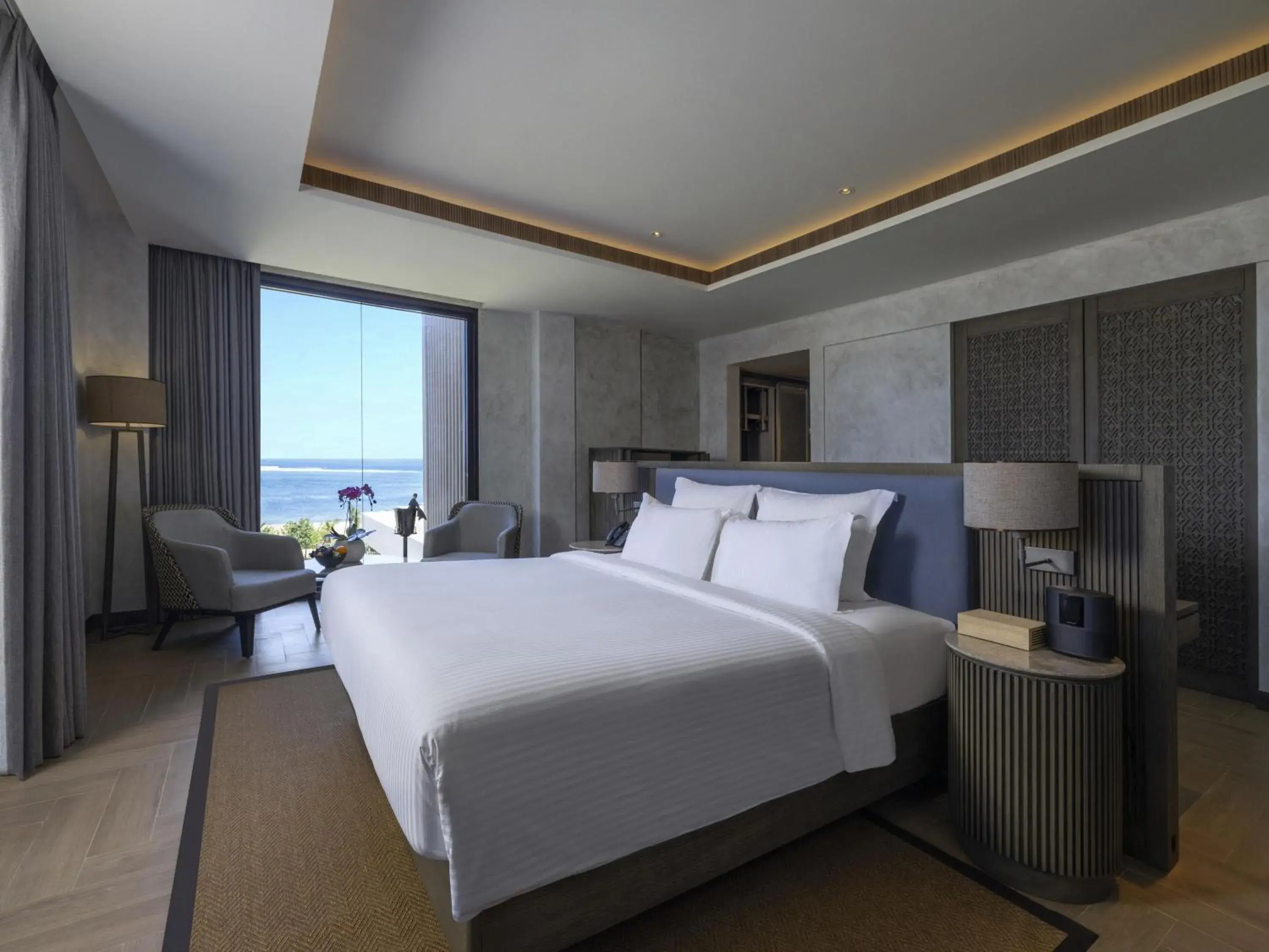 Executive King Room with Balcony in Pullman Lombok Merujani Mandalika Beach Resort Executive King Room with Balcony in Pullman Lombok Merujani Mandalika Beach Resort