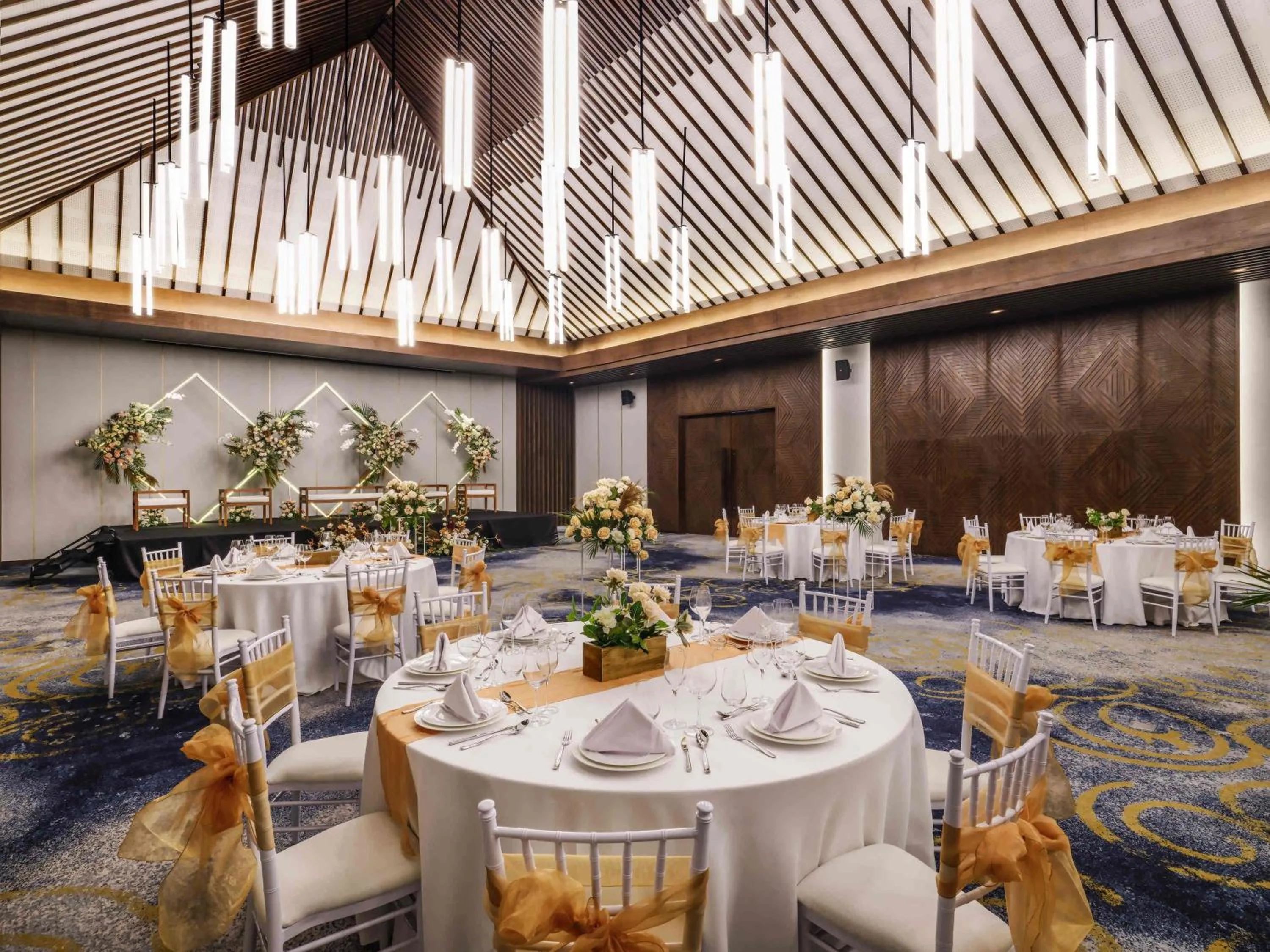 wedding in Pullman Lombok Merujani Mandalika Beach Resort