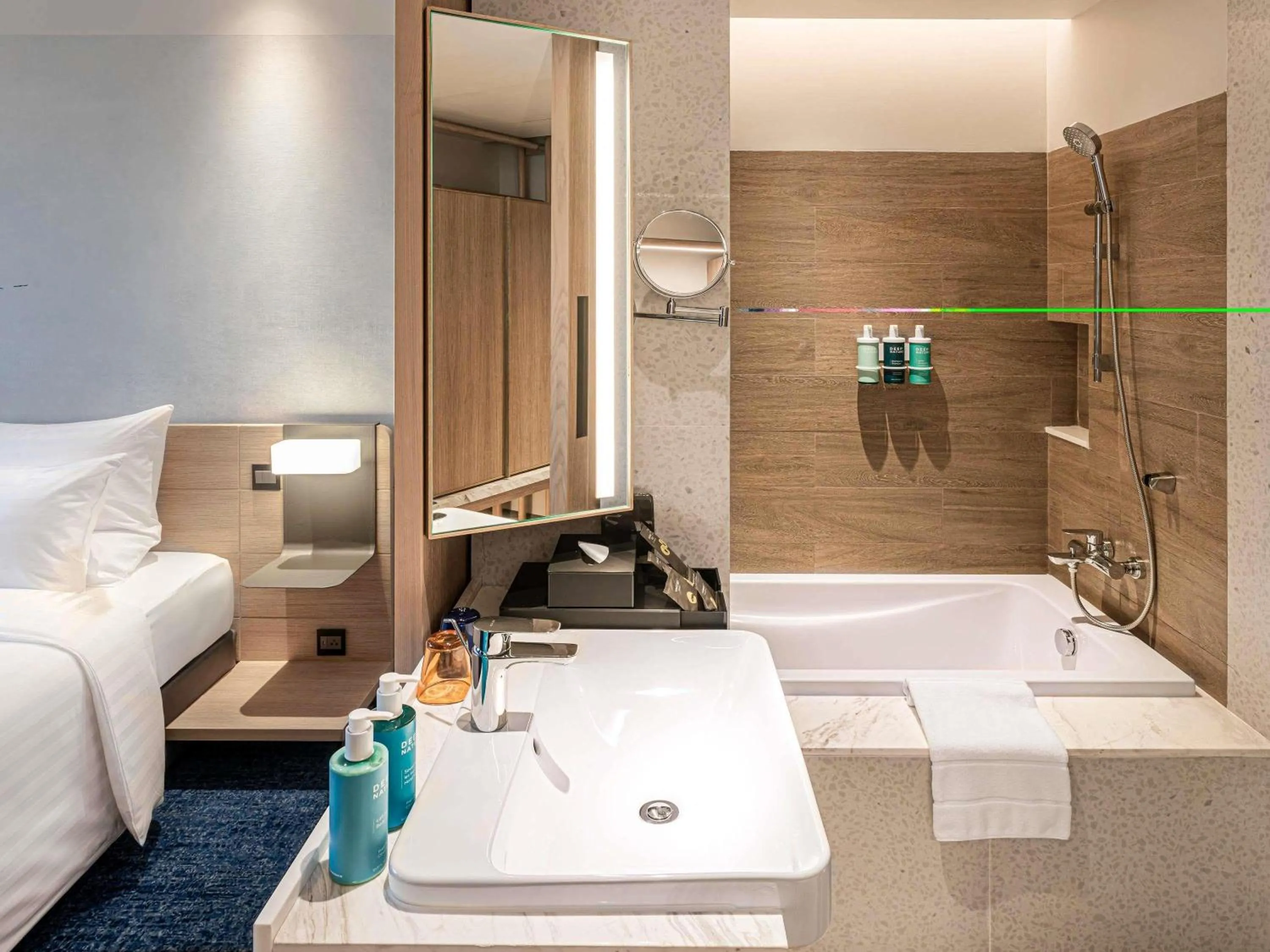 Bedroom, Bed in Novotel Bangkok Future Park Rangsit