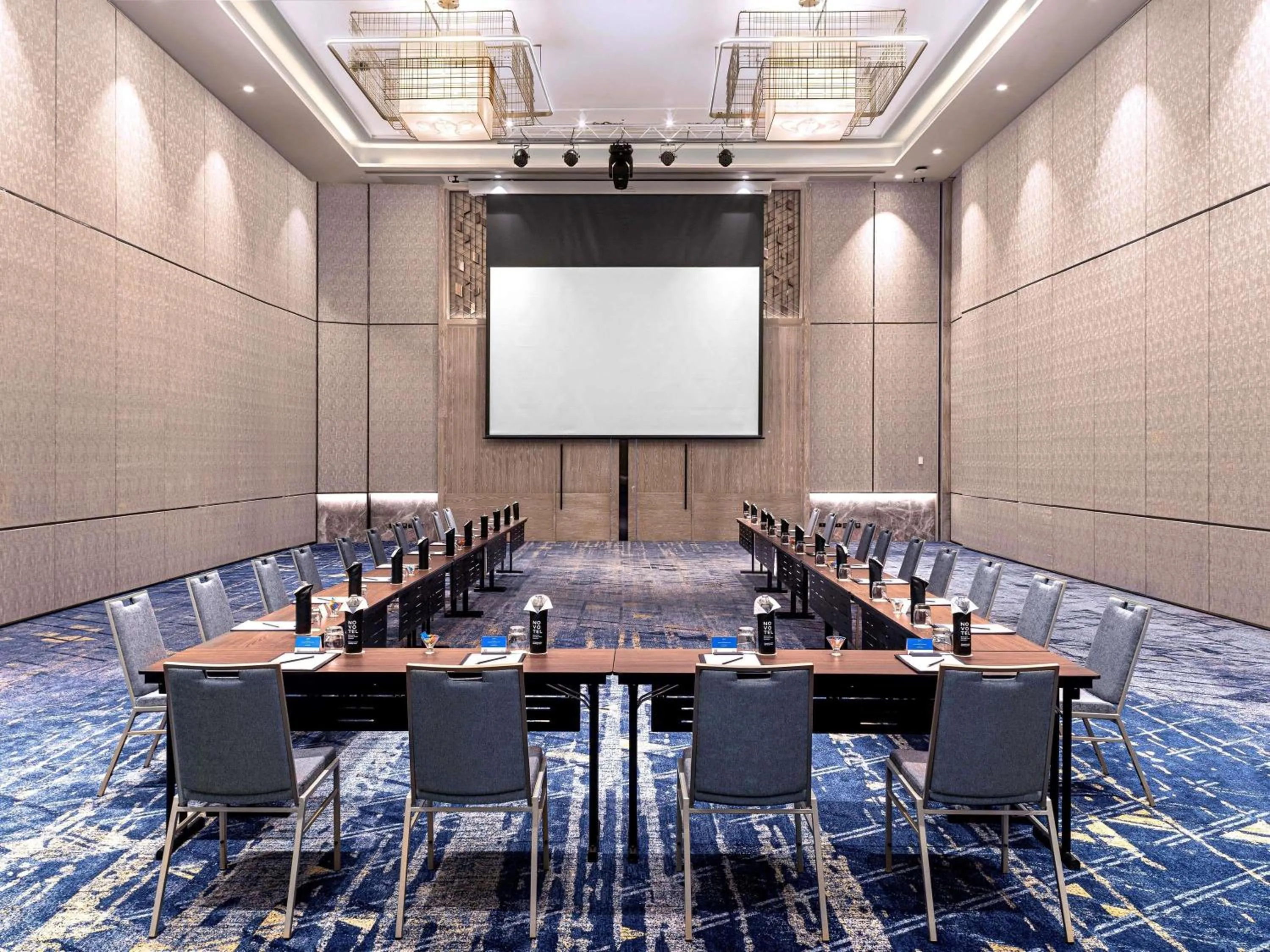 Meeting/conference room in Novotel Bangkok Future Park Rangsit