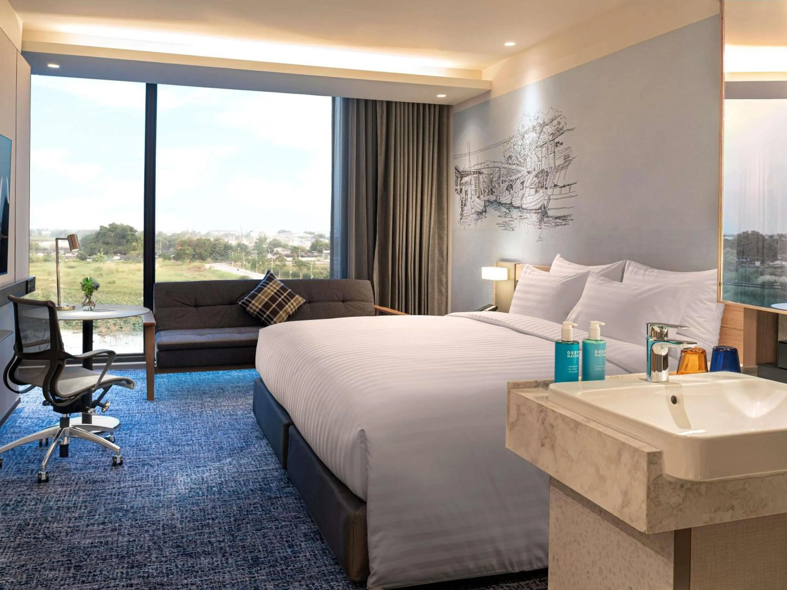 Bedroom, Bed in Novotel Bangkok Future Park Rangsit