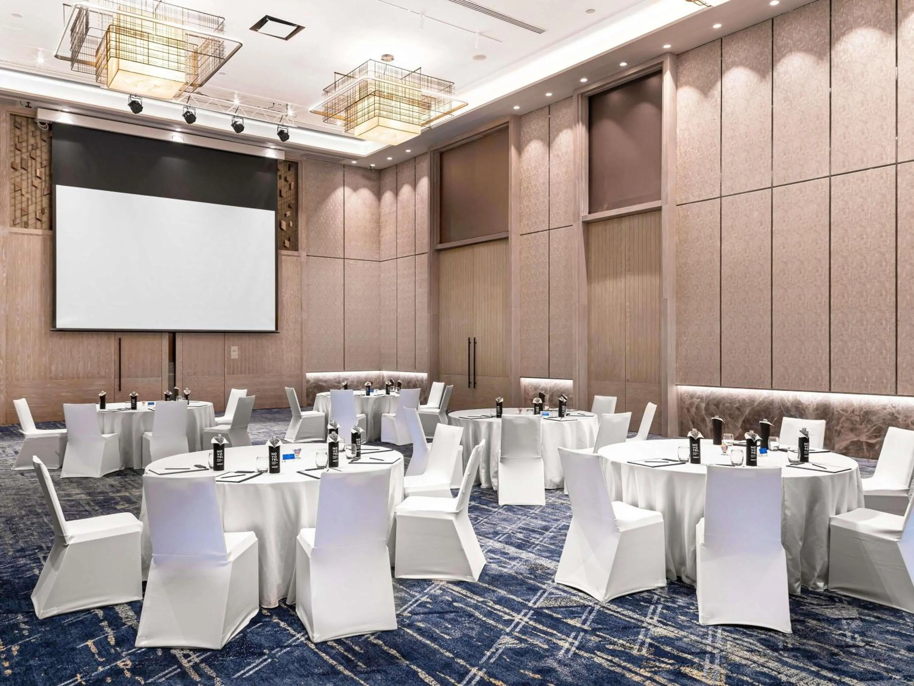 Meeting/conference room in Novotel Bangkok Future Park Rangsit