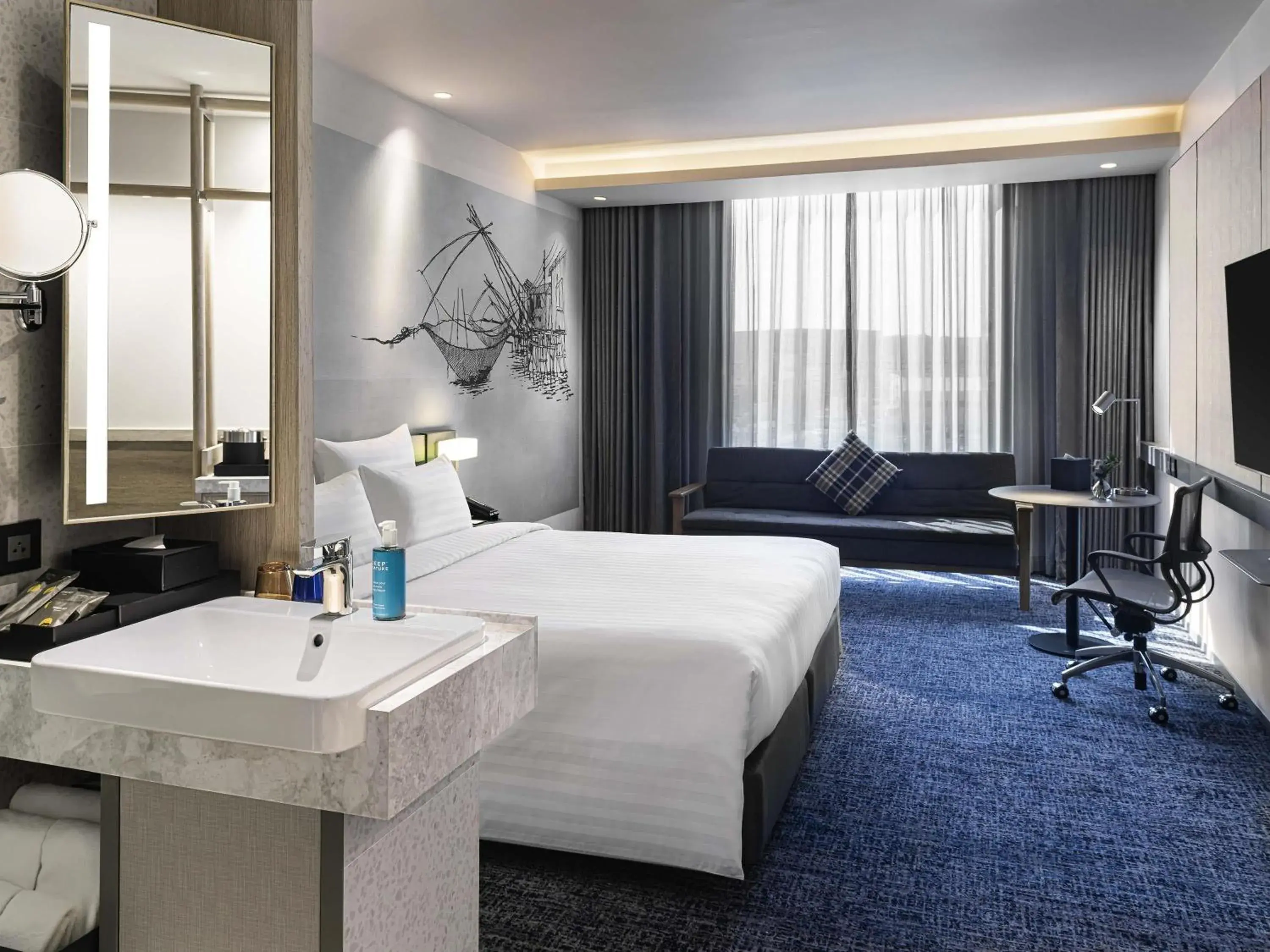 Superior King Room in Novotel Bangkok Future Park Rangsit Superior King Room in Novotel Bangkok Future Park Rangsit