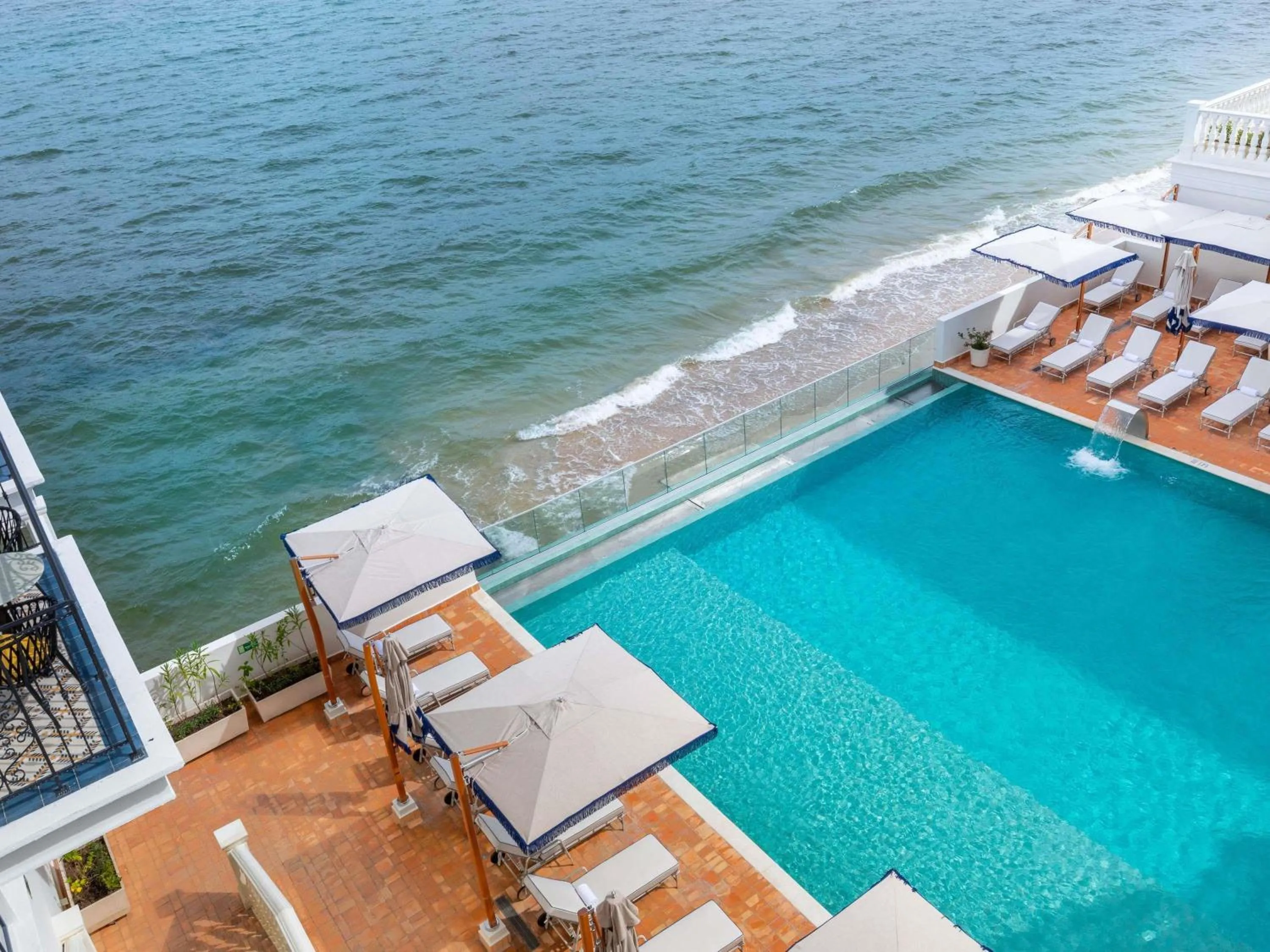 Lounge or bar in Sofitel Legend Casco Viejo, Panama City